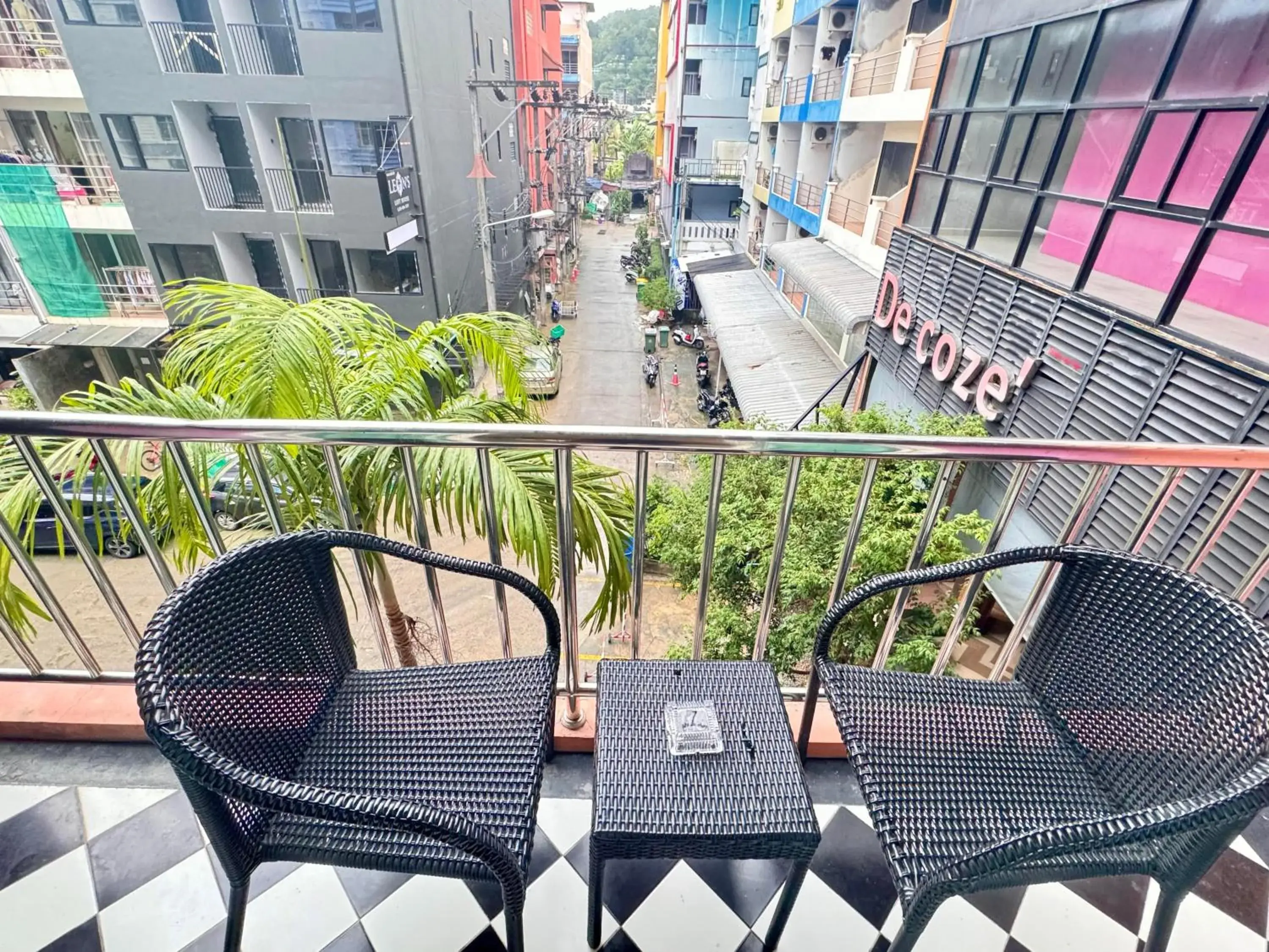 Superior Double or Twin Room in De Cozé Hotel Superior Double or Twin Room in De Cozé Hotel