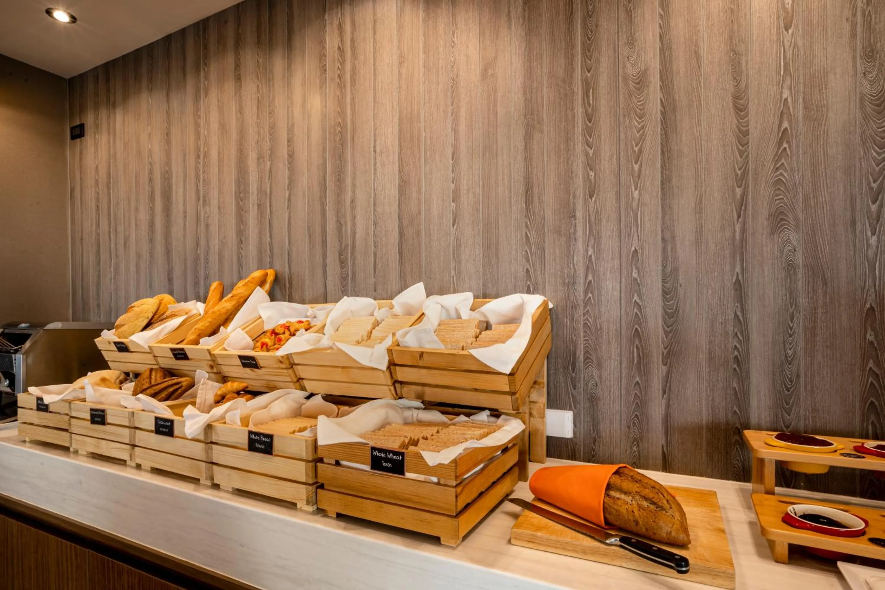 Restaurant/places to eat in G Hua Hin Resort & Mall