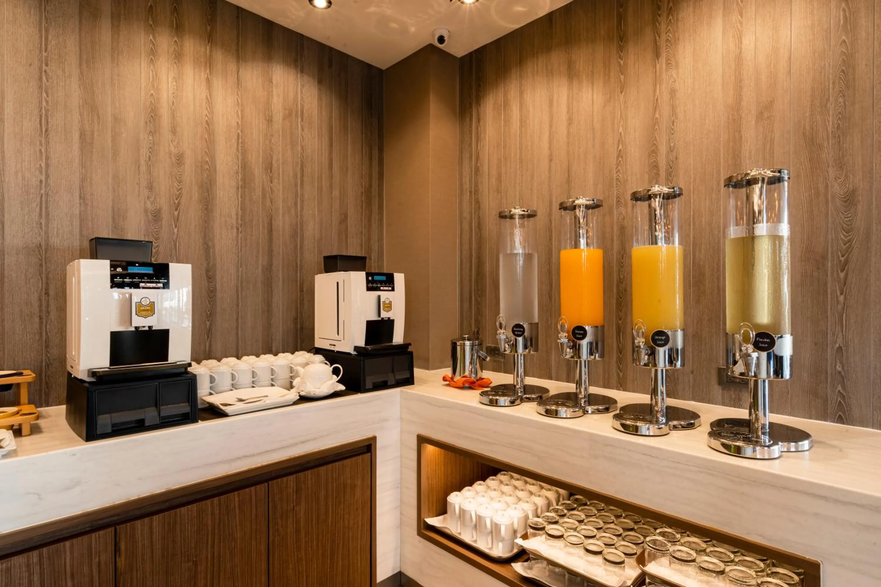 Restaurant/places to eat in G Hua Hin Resort & Mall