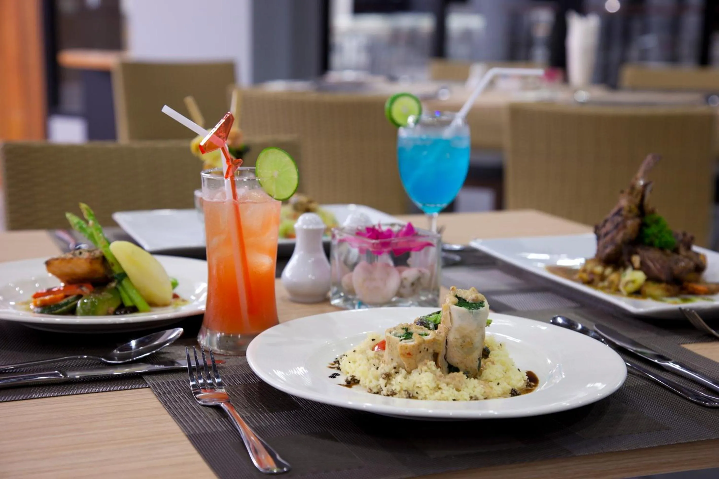 Food and drinks in G Hua Hin Resort & Mall