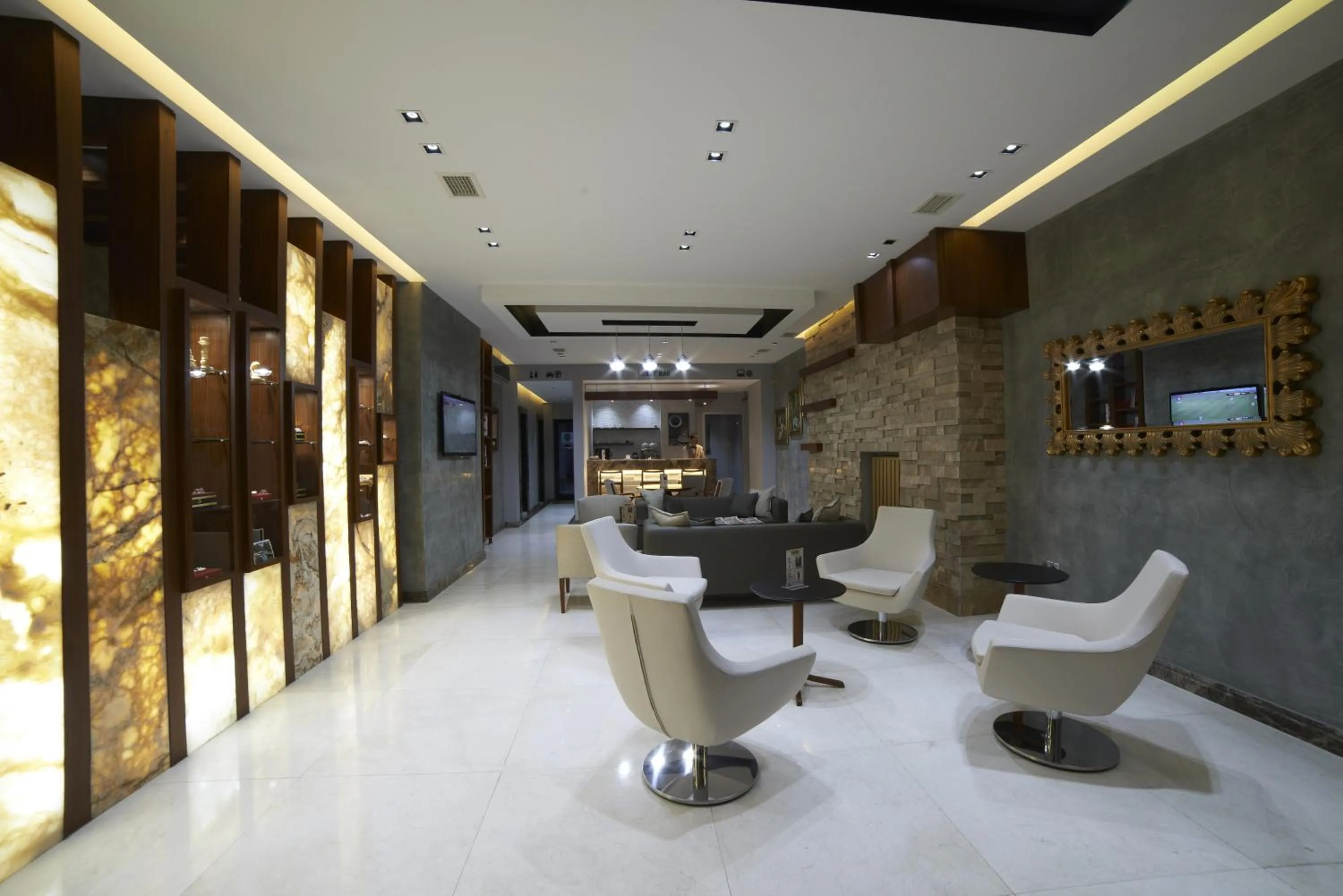 Lobby or reception in Soyic Hotel