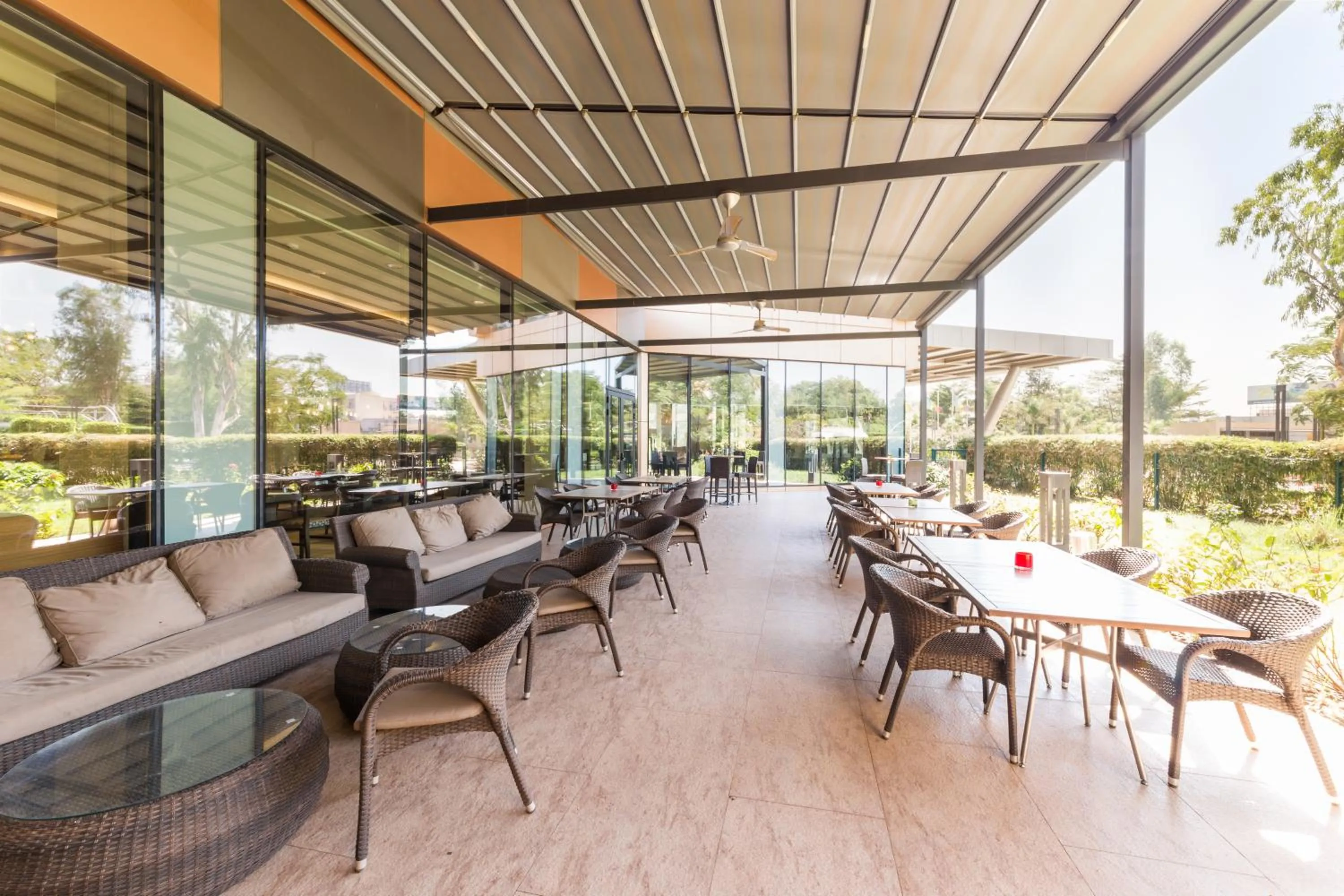 Restaurant/places to eat in Radisson Collection Hotel Bamako