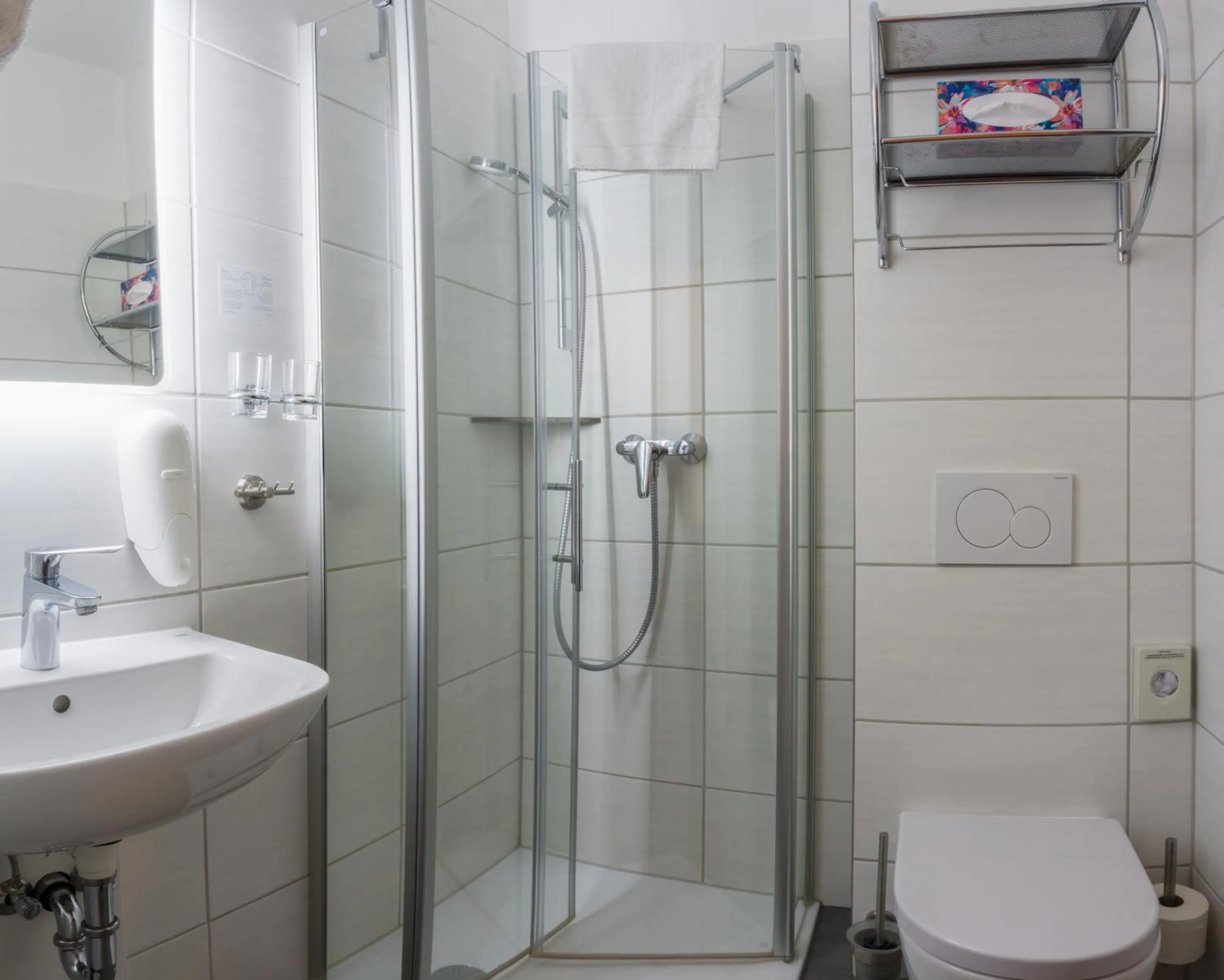 Bathroom in Reichels Parkhotel