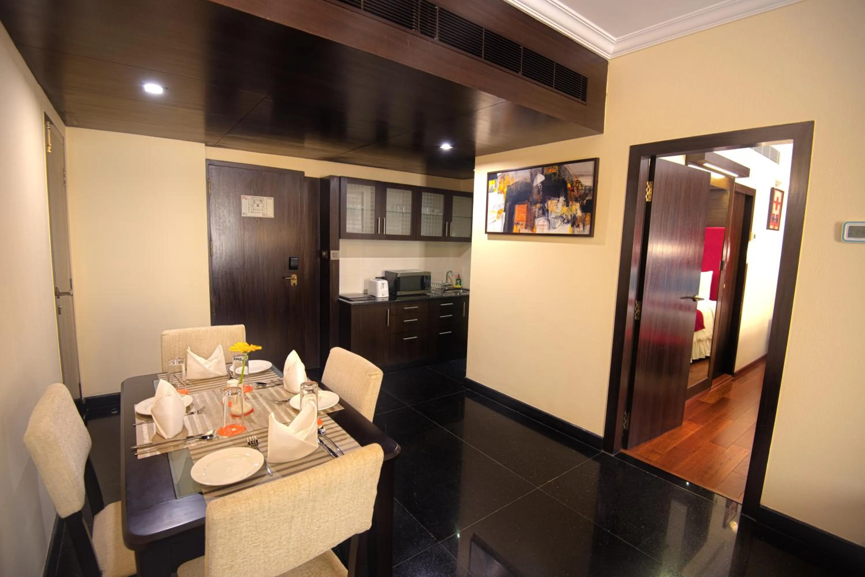 Coffee/tea facilities in Sterlings Mac Hotel