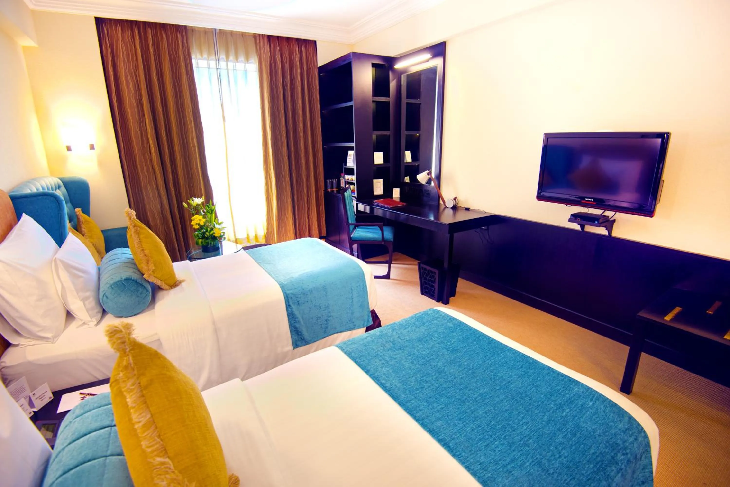 Bed in Sterlings Mac Hotel