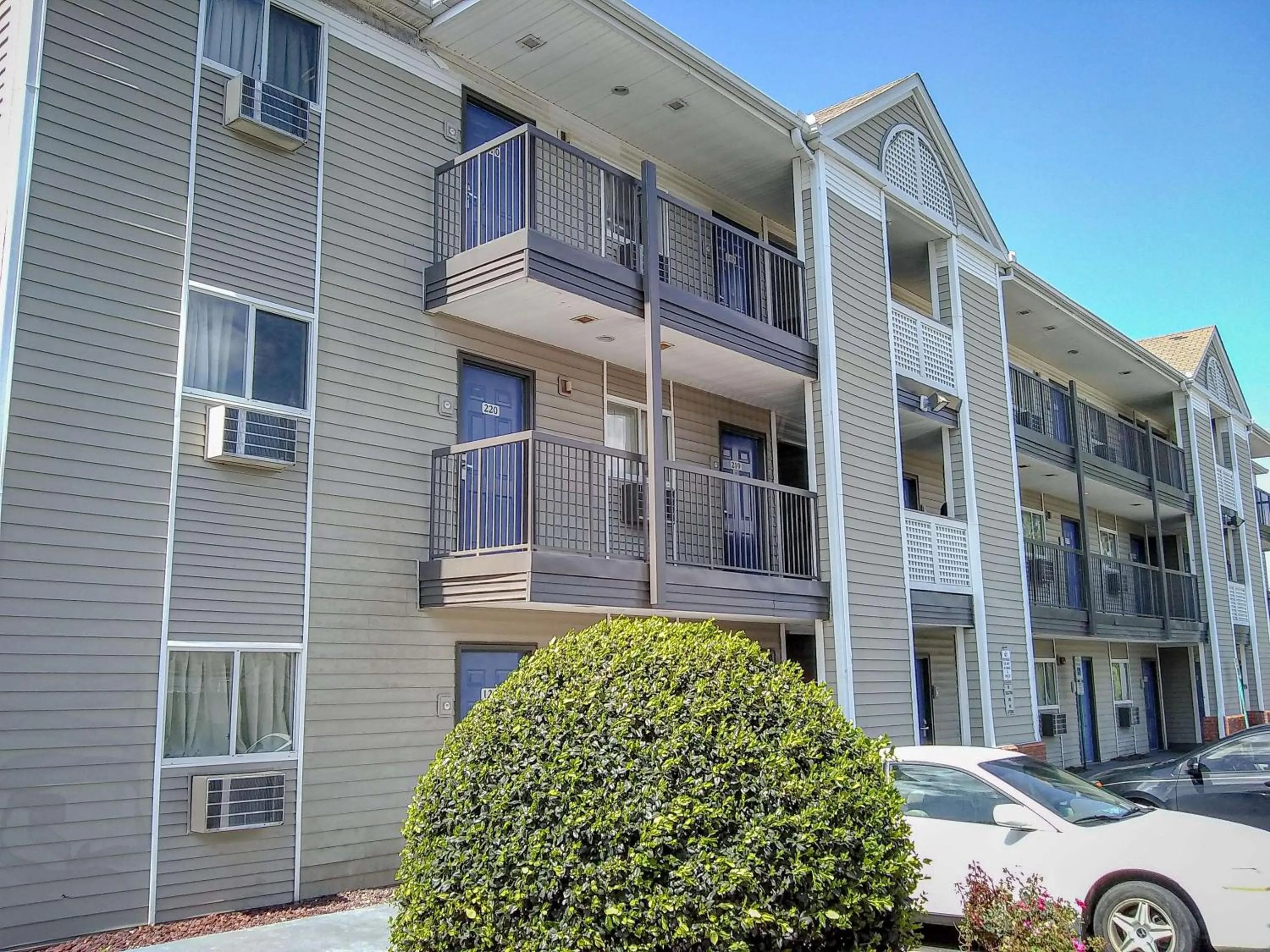 Property building in Studio 6-Fayetteville, NC - Fort Liberty Area