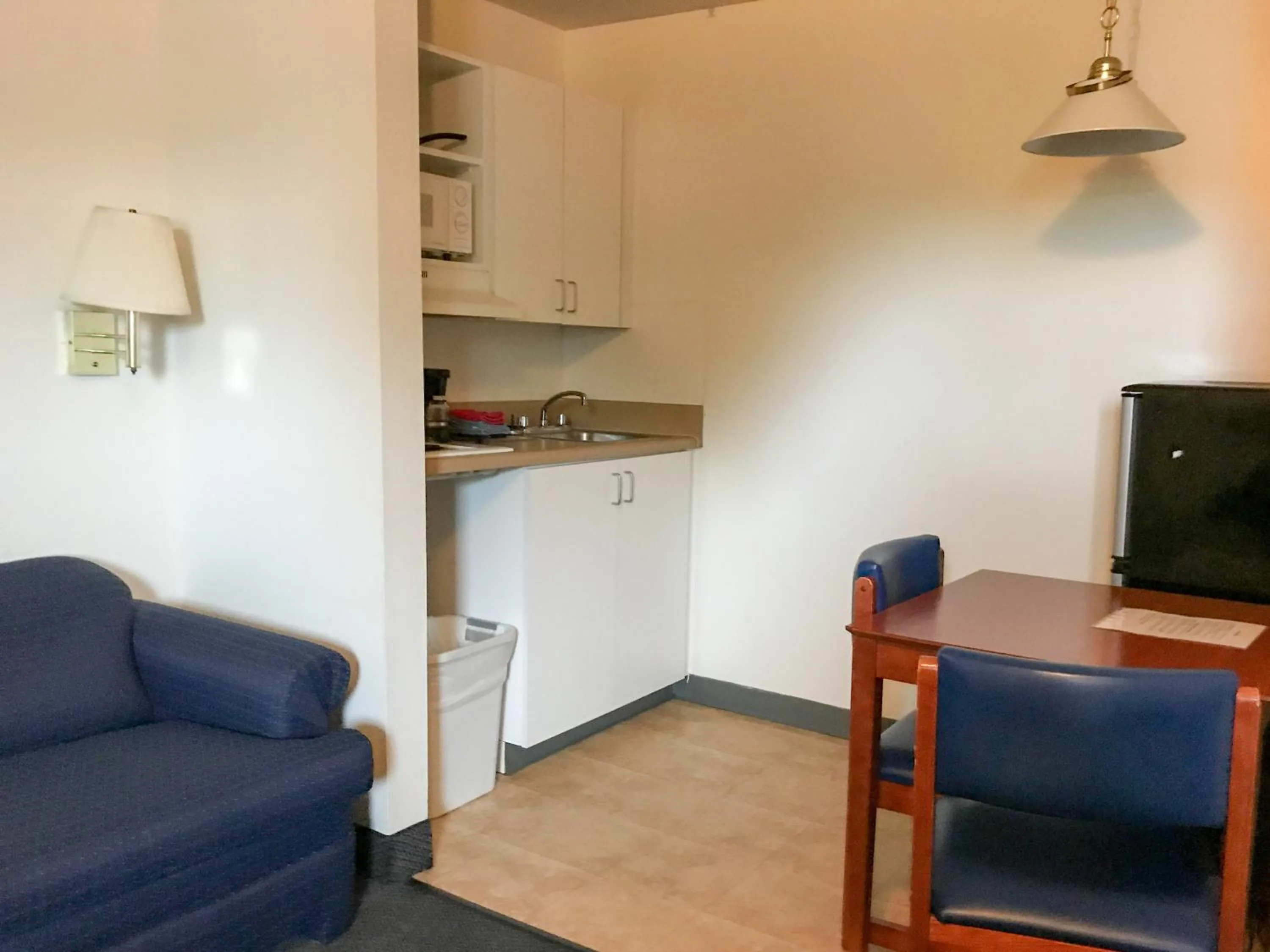 Bedroom in Studio 6-Fayetteville, NC - Fort Liberty Area