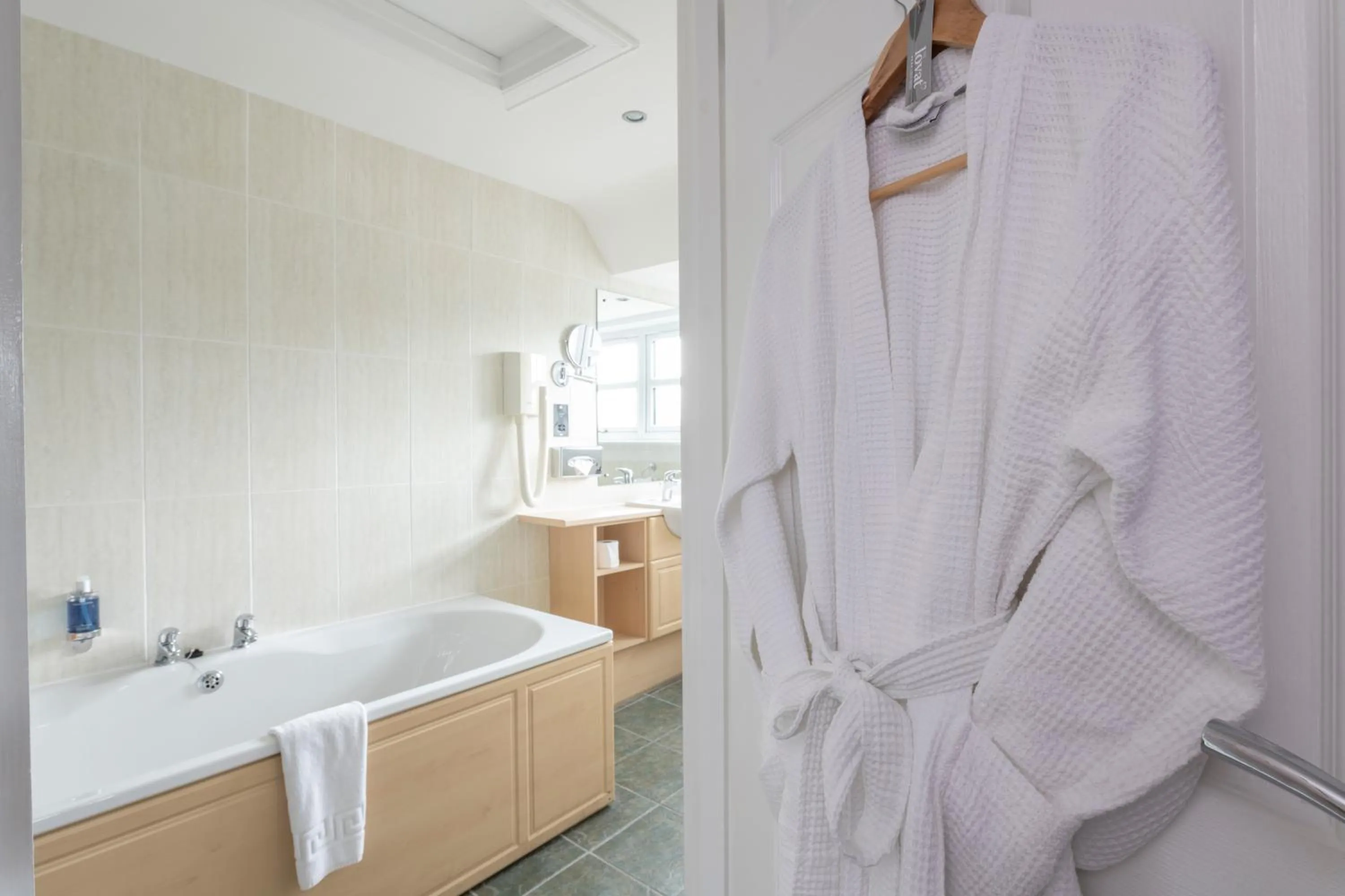 Shower in The Lovat, Loch Ness