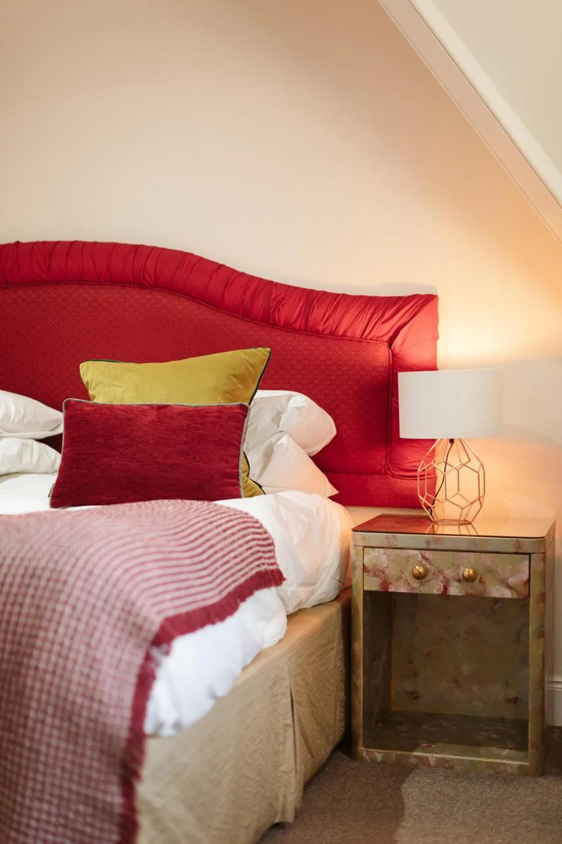 Bed in The Lovat, Loch Ness