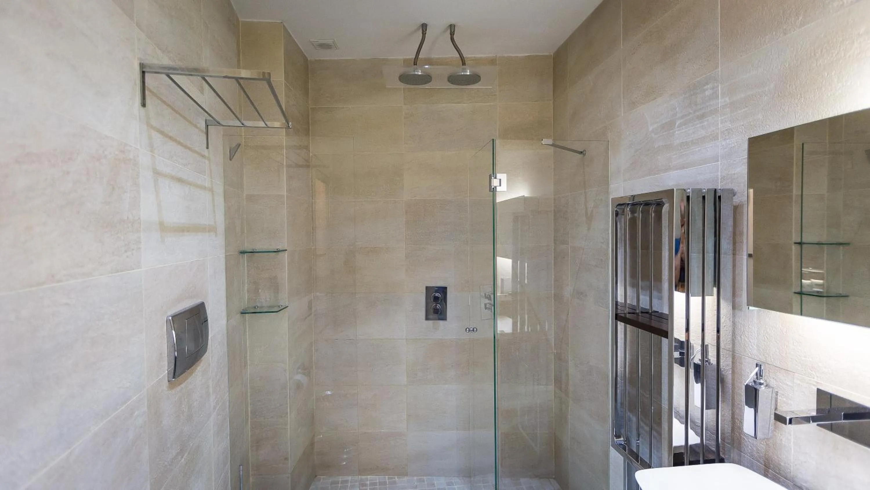 Bathroom in Rental in Rome Cosmopolitan hi-tech