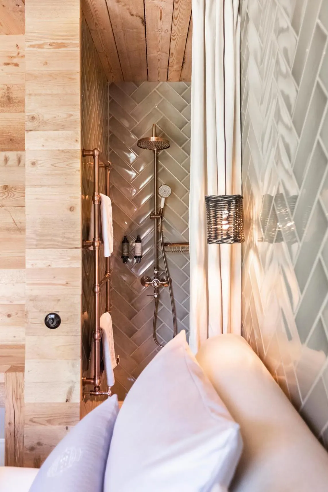 Shower, Bed in HOTEL SEPP - Alpine Boutique Hotel - Adults Only ab 21 Jahre