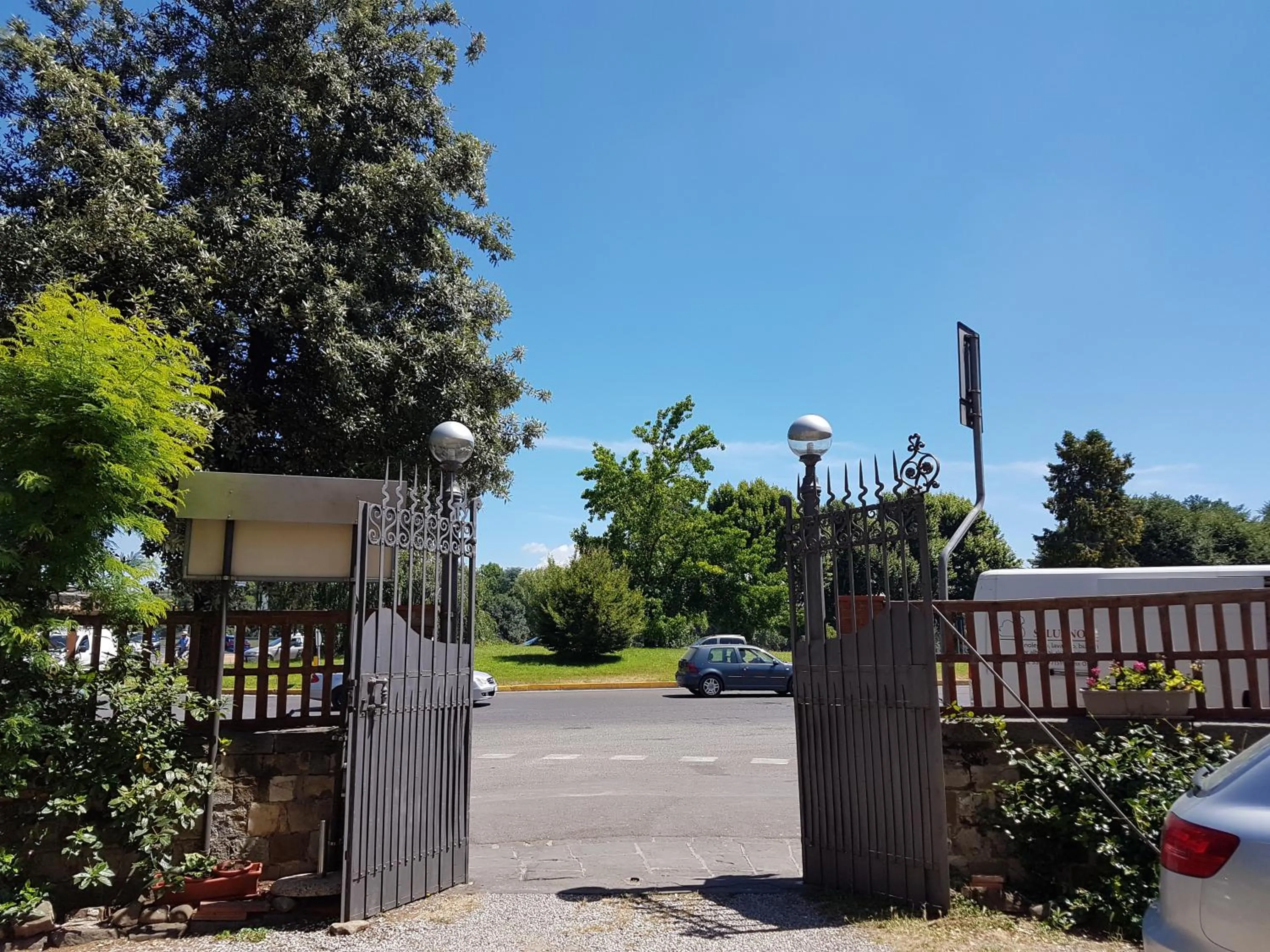 Property building in Villa Alle Rampe