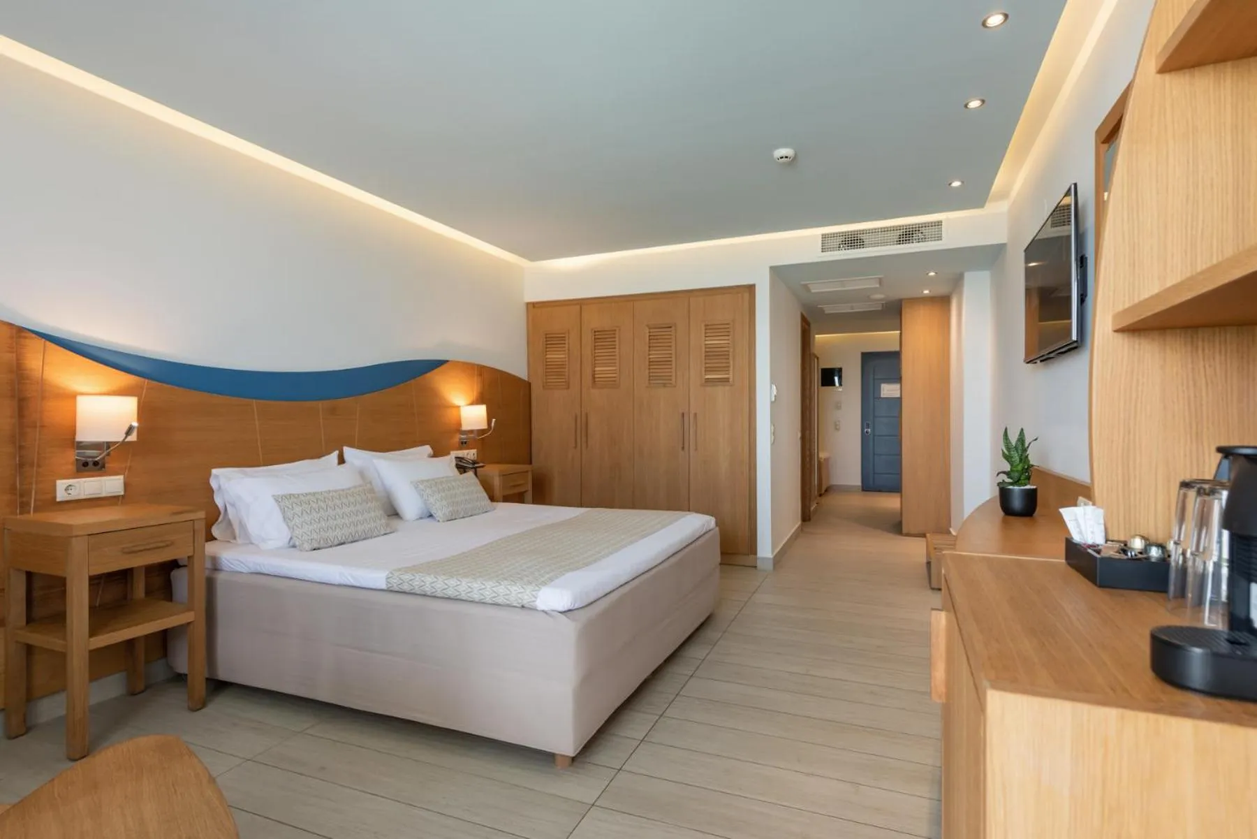 Bedroom, Bed in Lyttos Beach