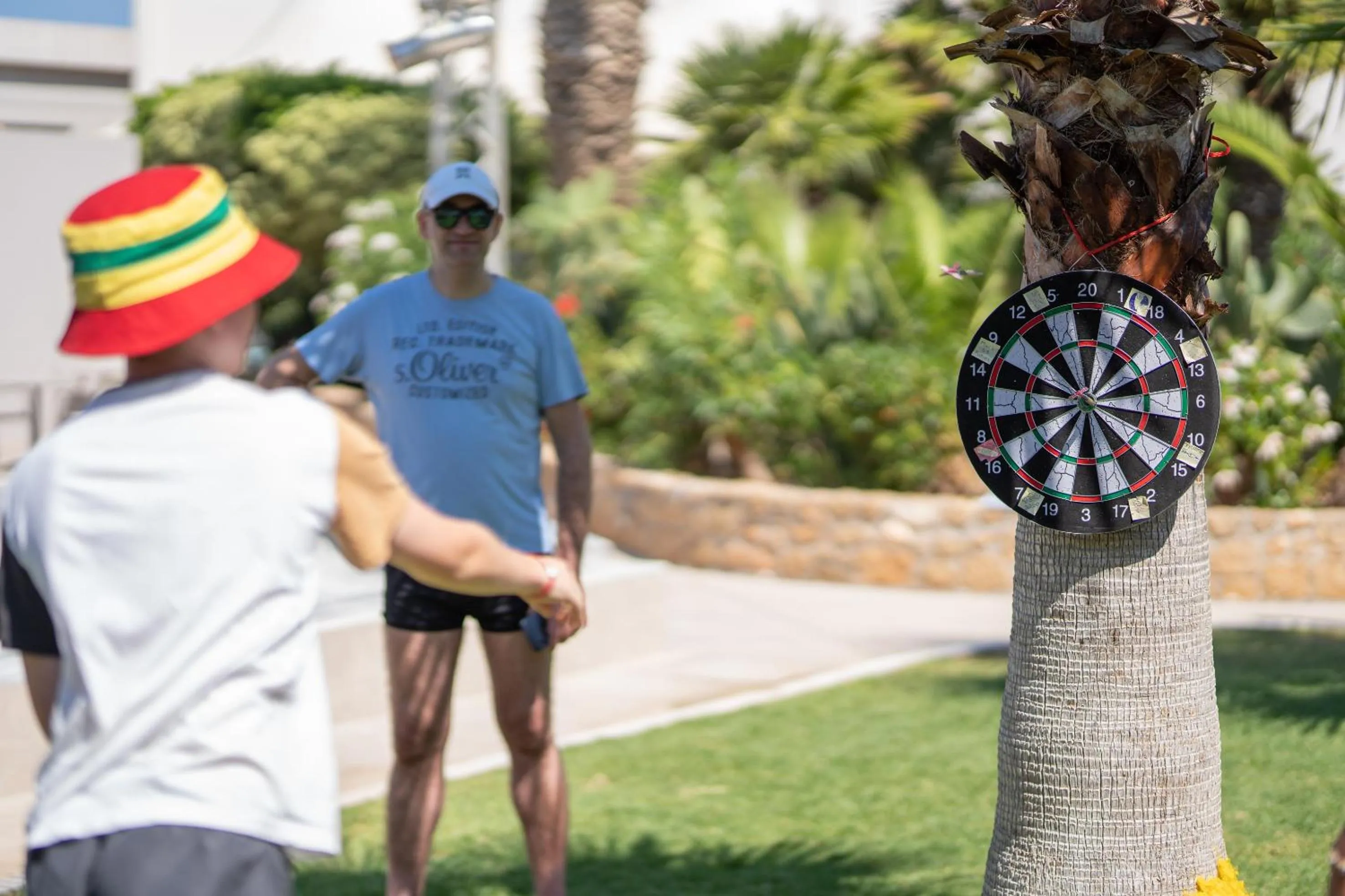 Darts in Lyttos Beach