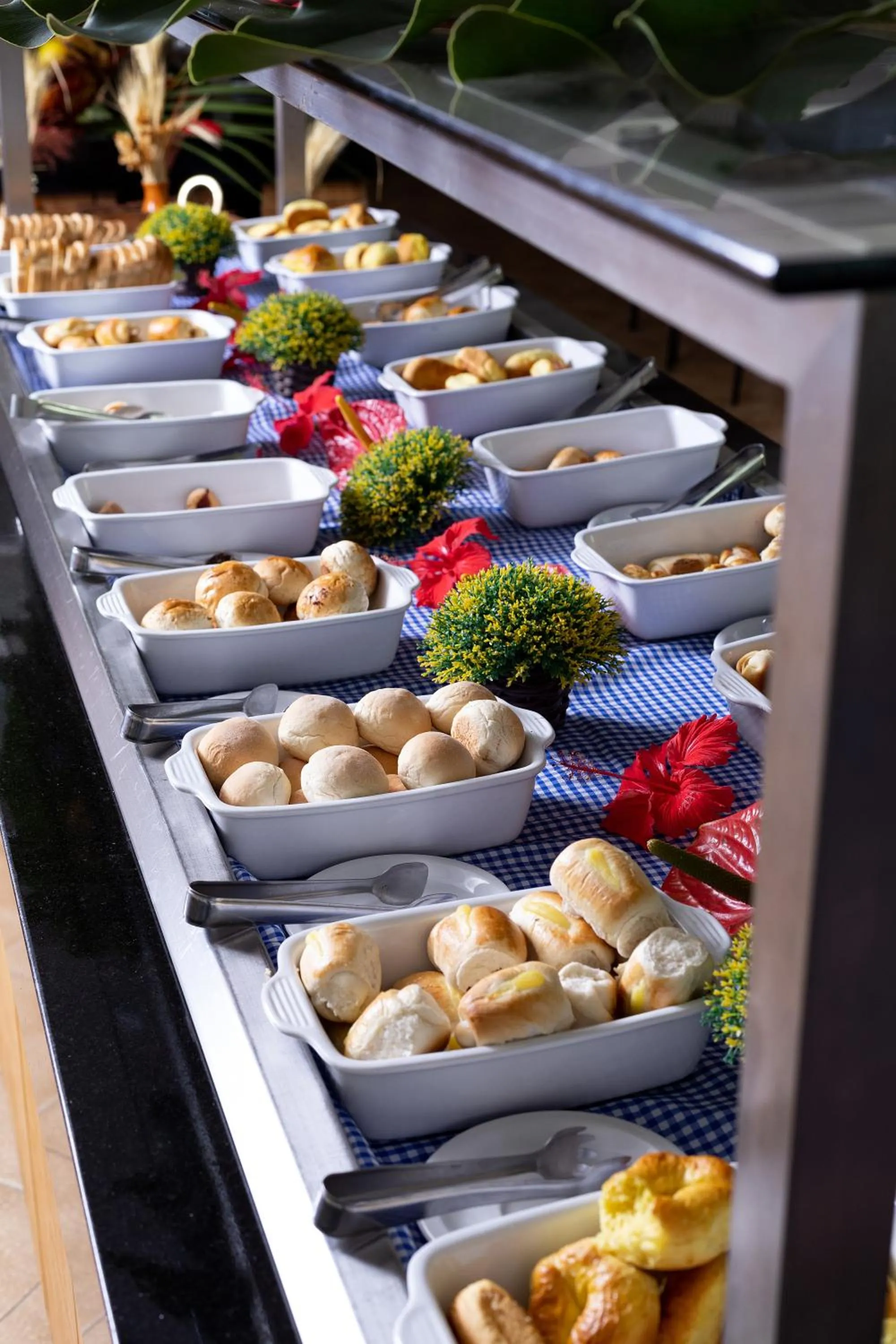 Buffet breakfast in Hotel Green Hill