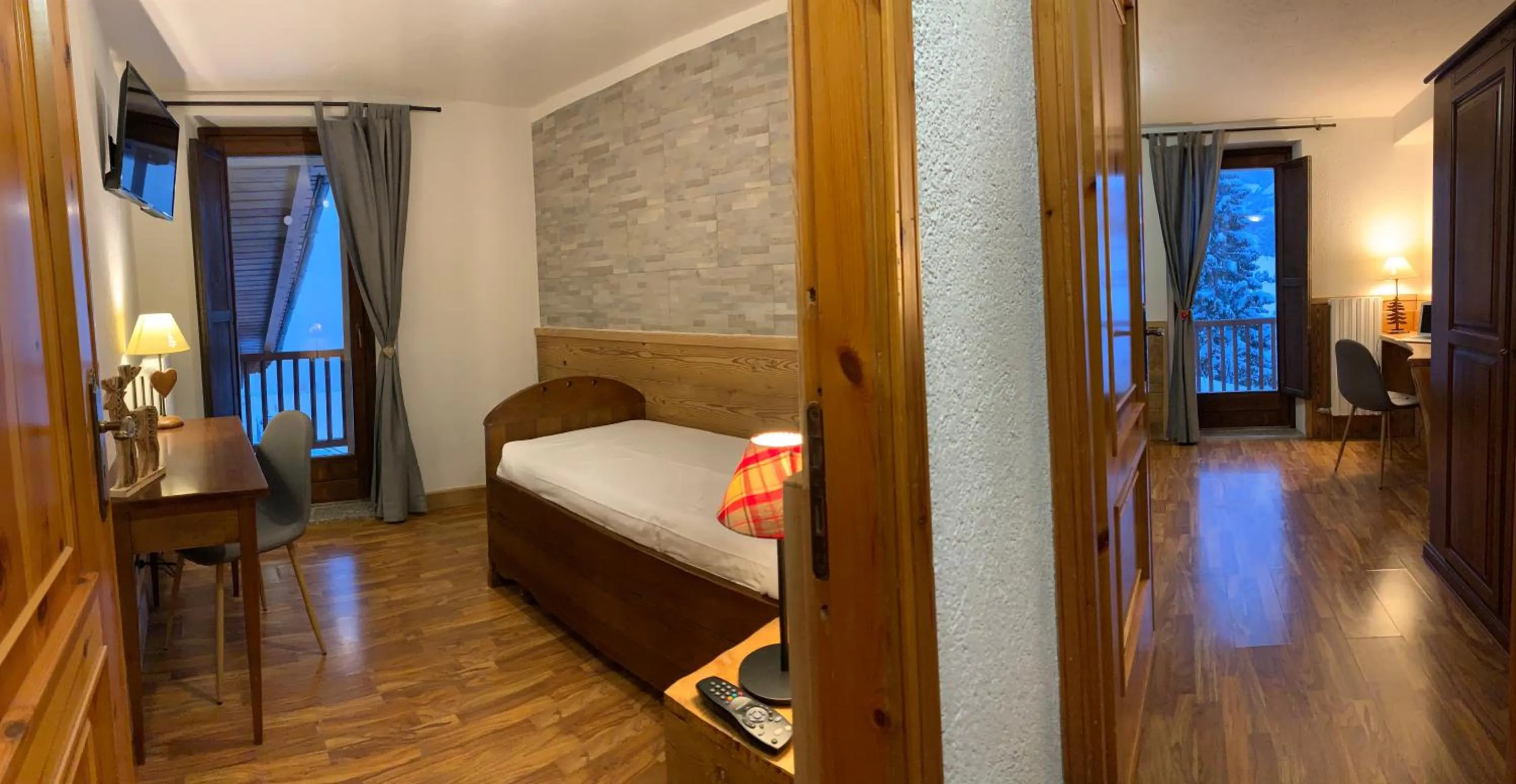 Bed in Hotel Coeur Du Village