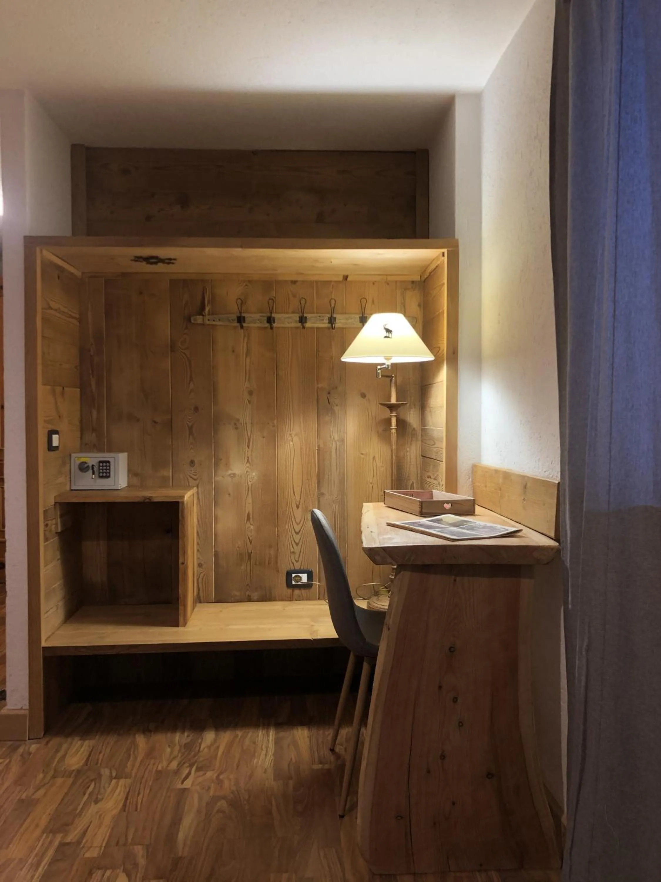 Hotel Coeur Du Village