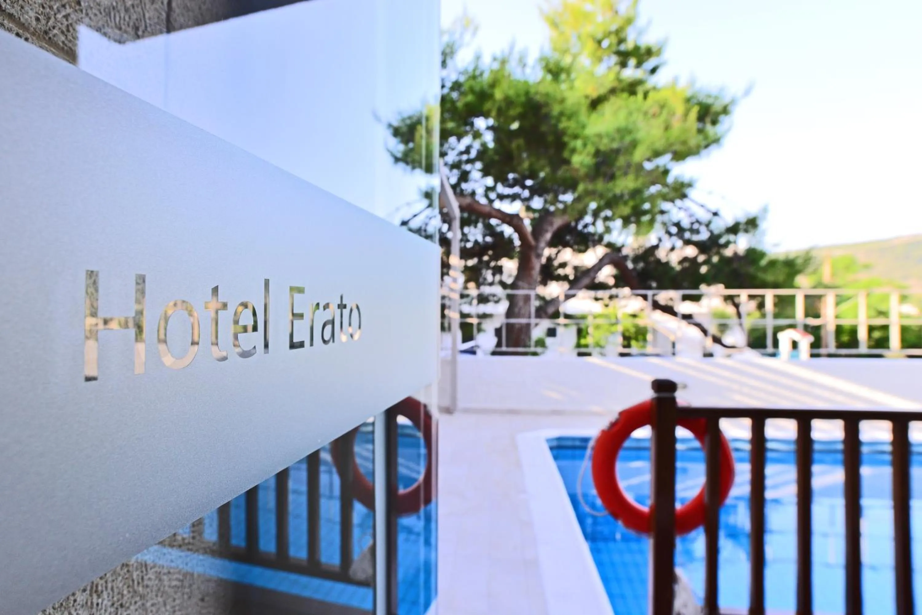 Erato Hotel