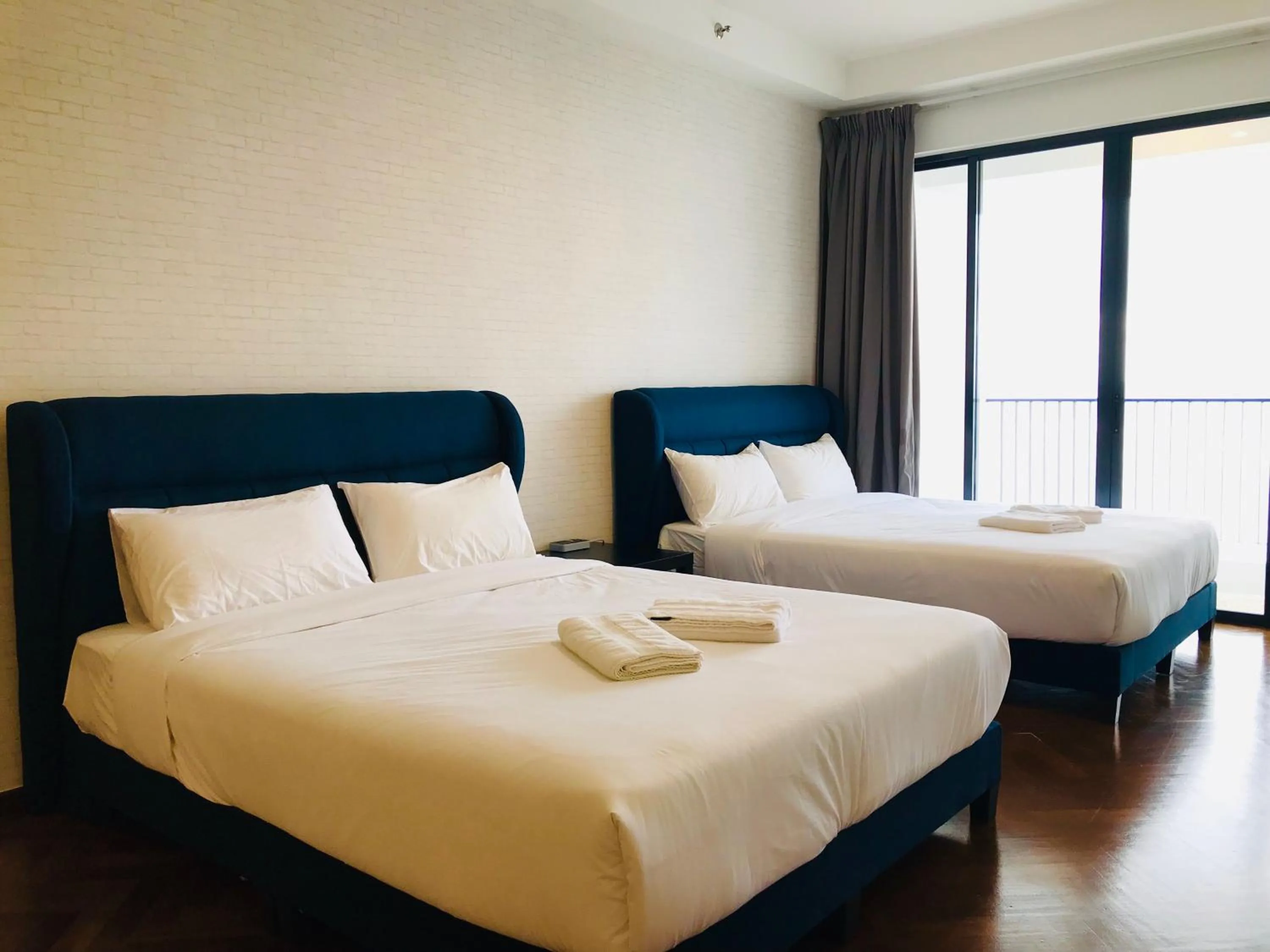 Bed in The Landmark by Katana