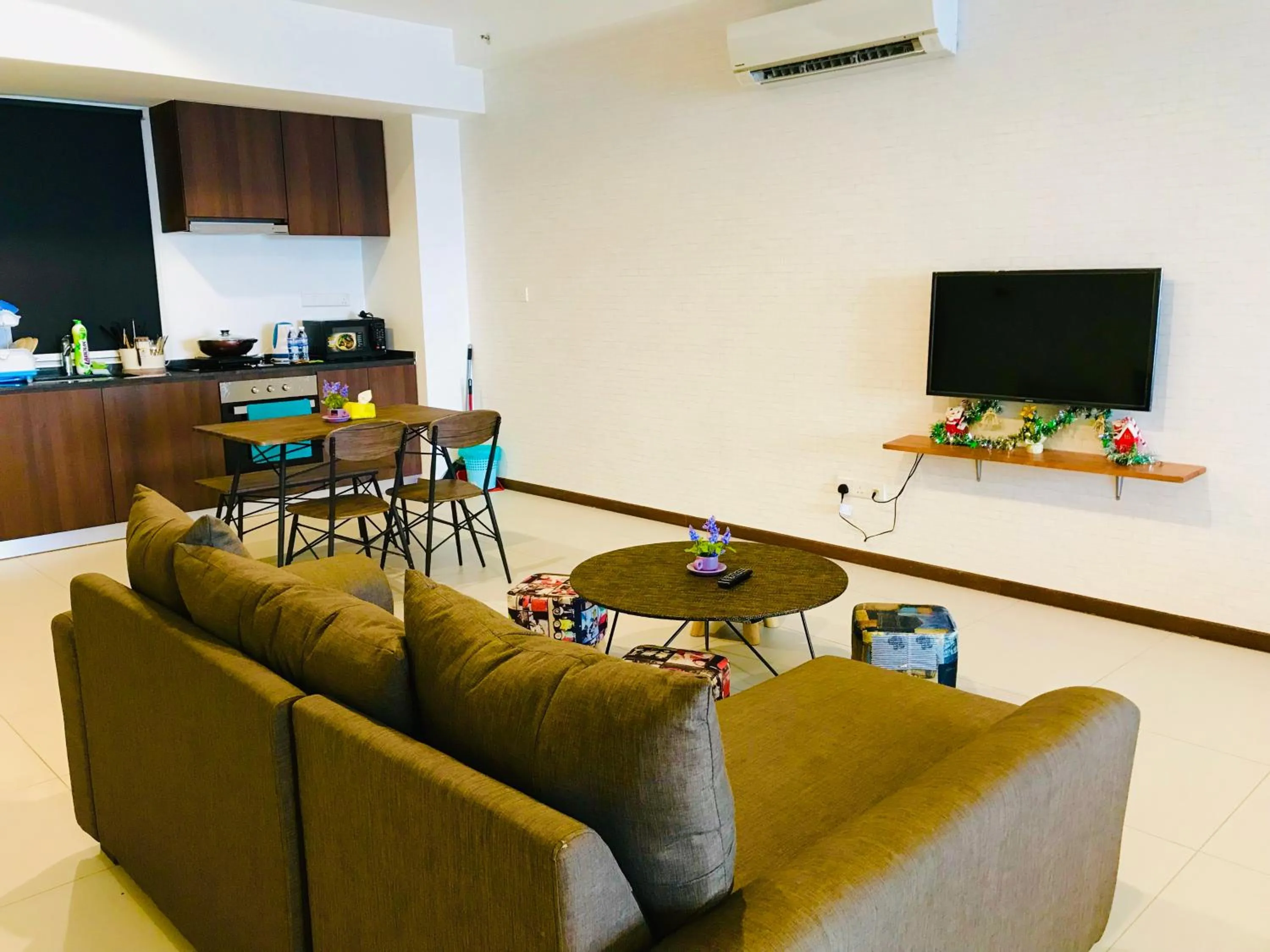 TV and multimedia in The Landmark by Katana