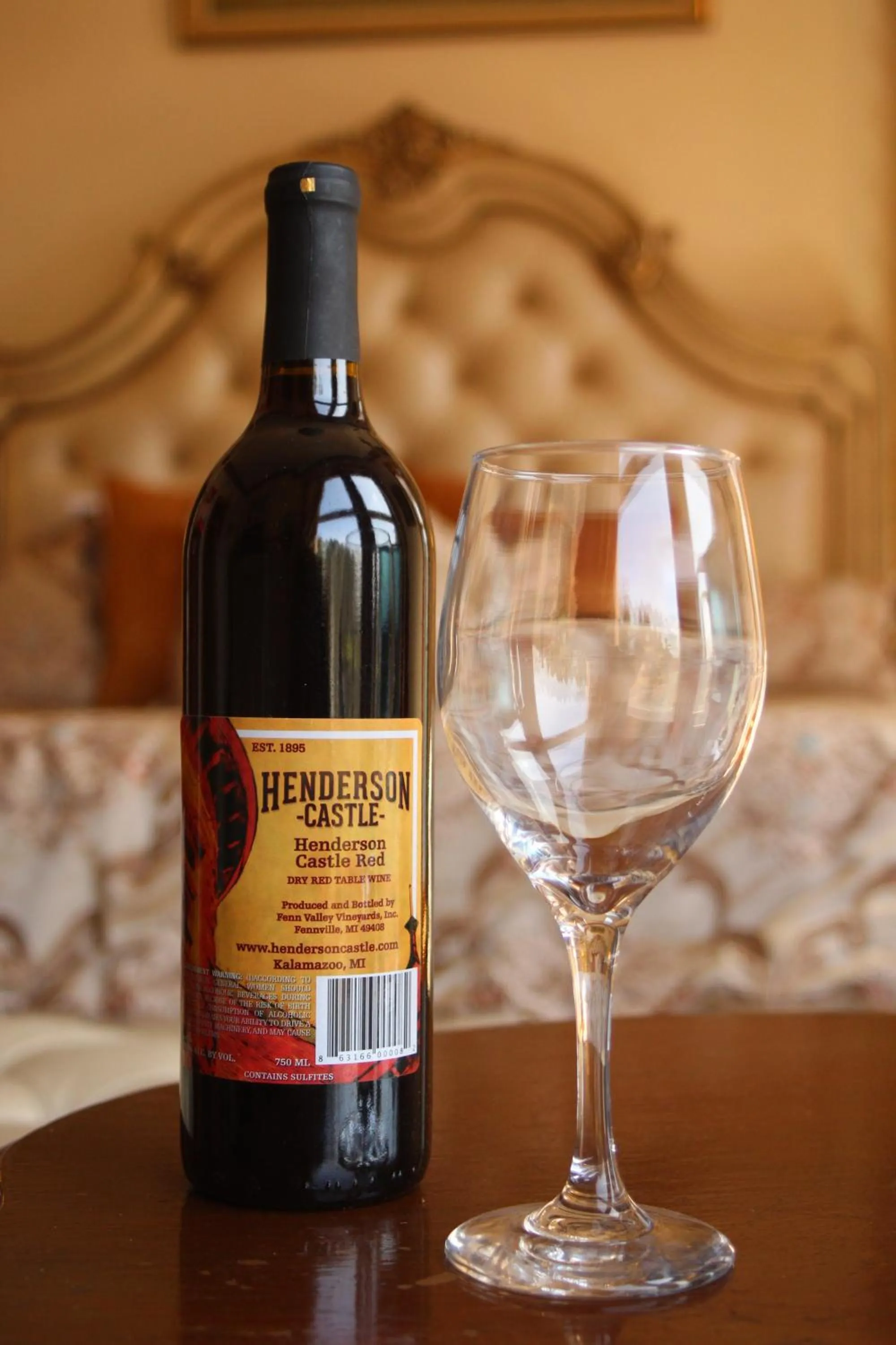 Alcoholic drinks in Henderson Castle Inn