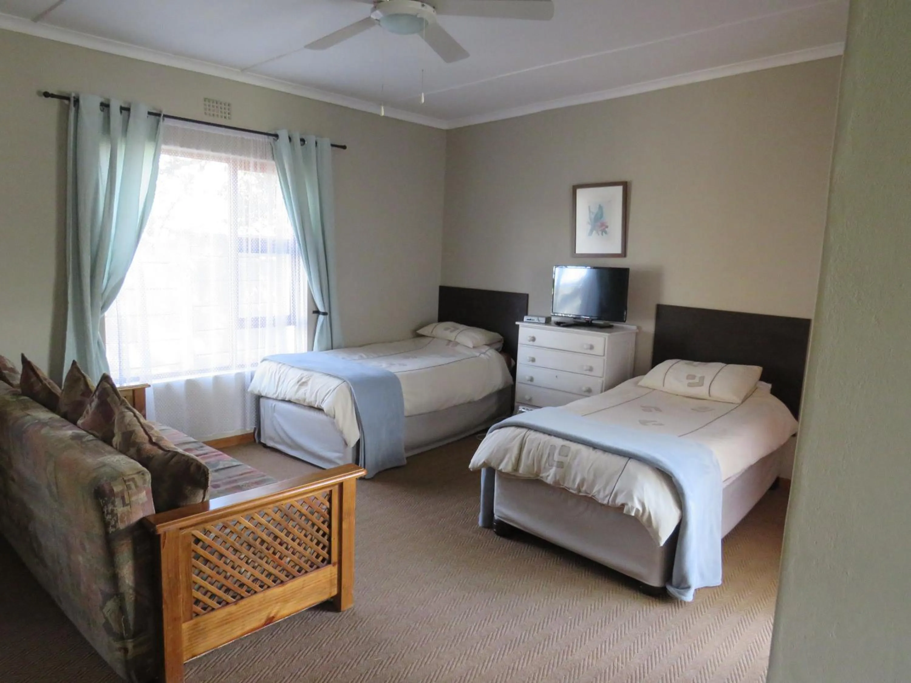 Bed in Haus Victoria Self Catering Cottages