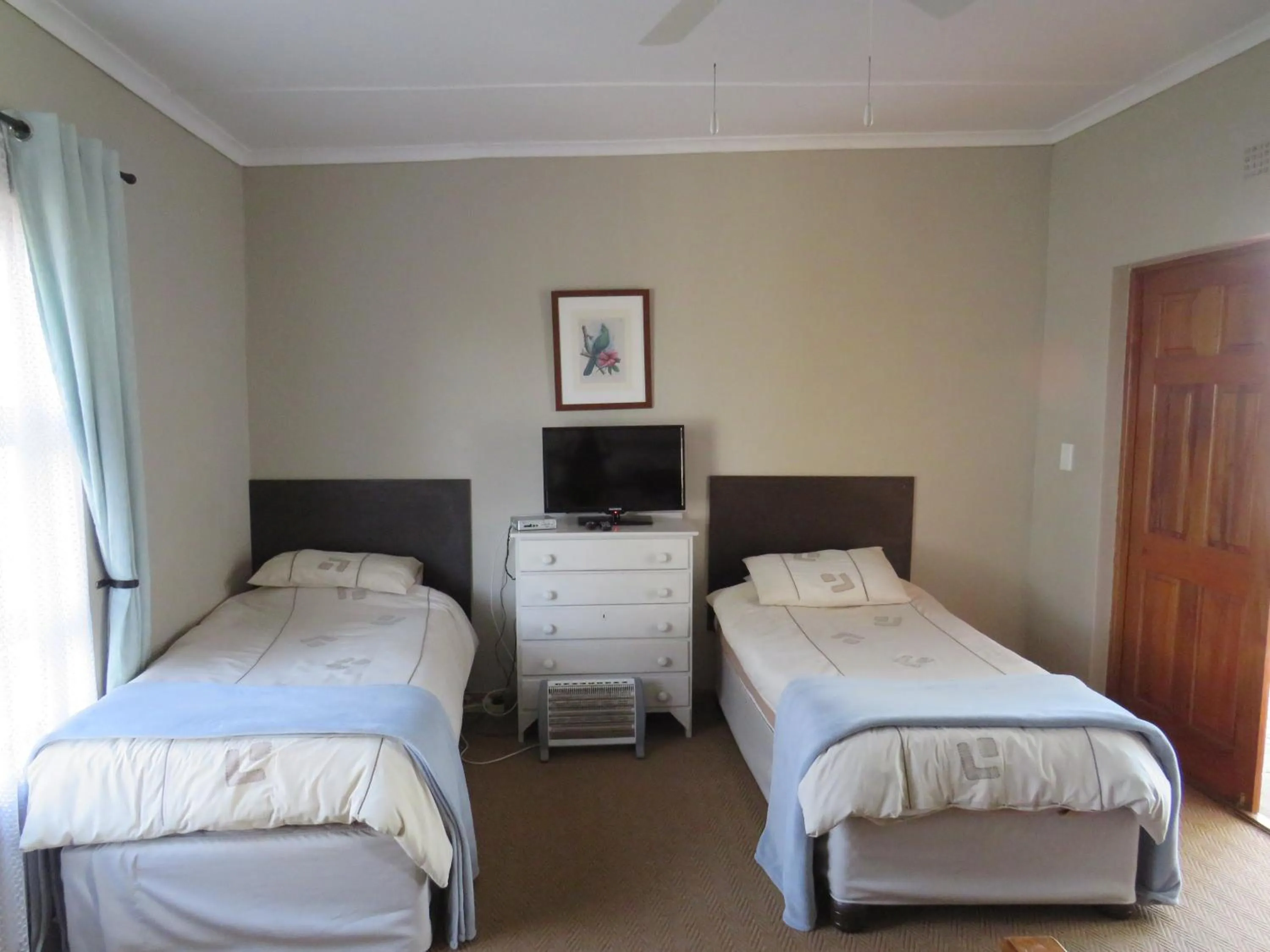 Bed in Haus Victoria Self Catering Cottages