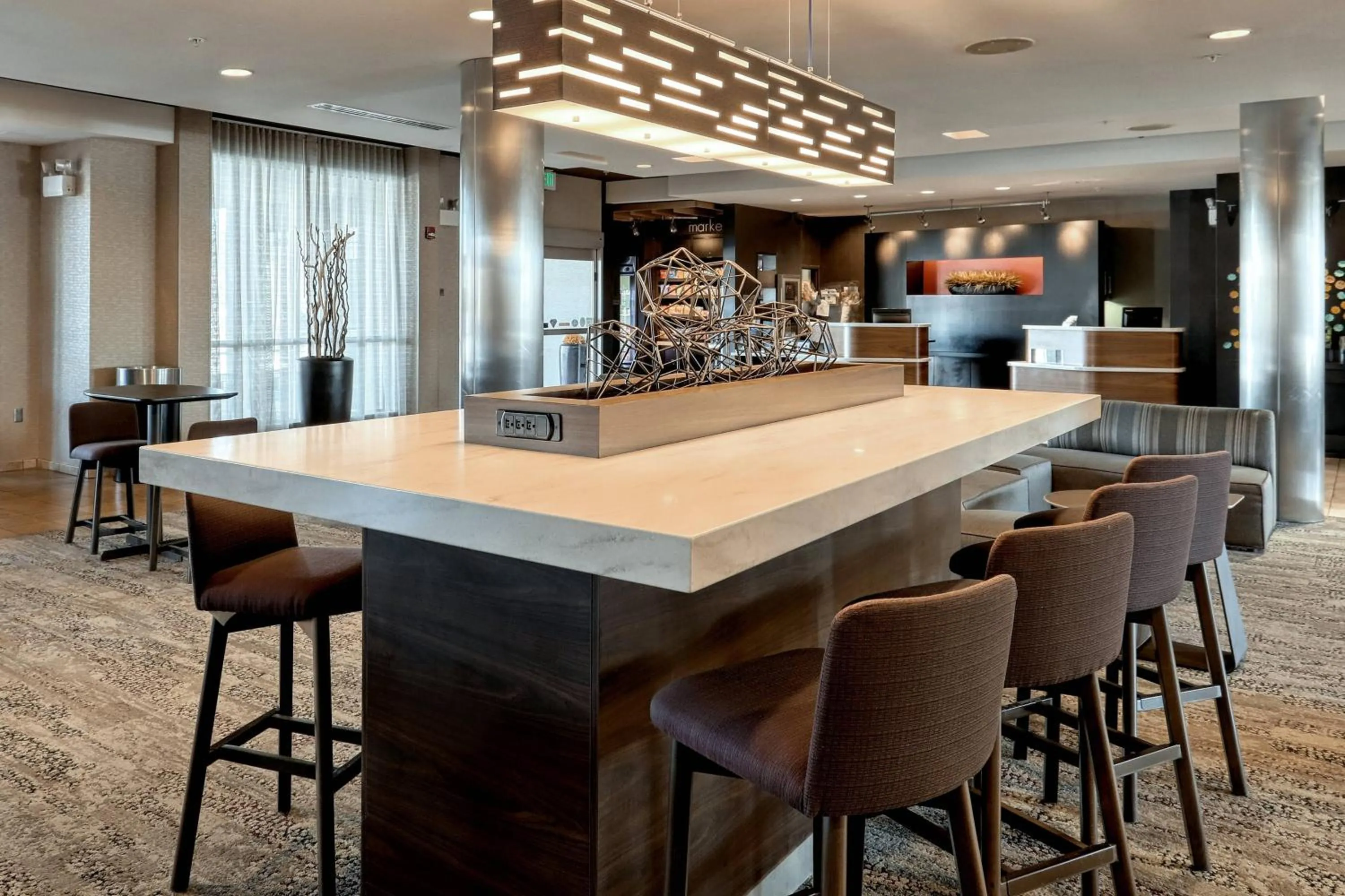 Restaurant/places to eat in Courtyard by Marriott York