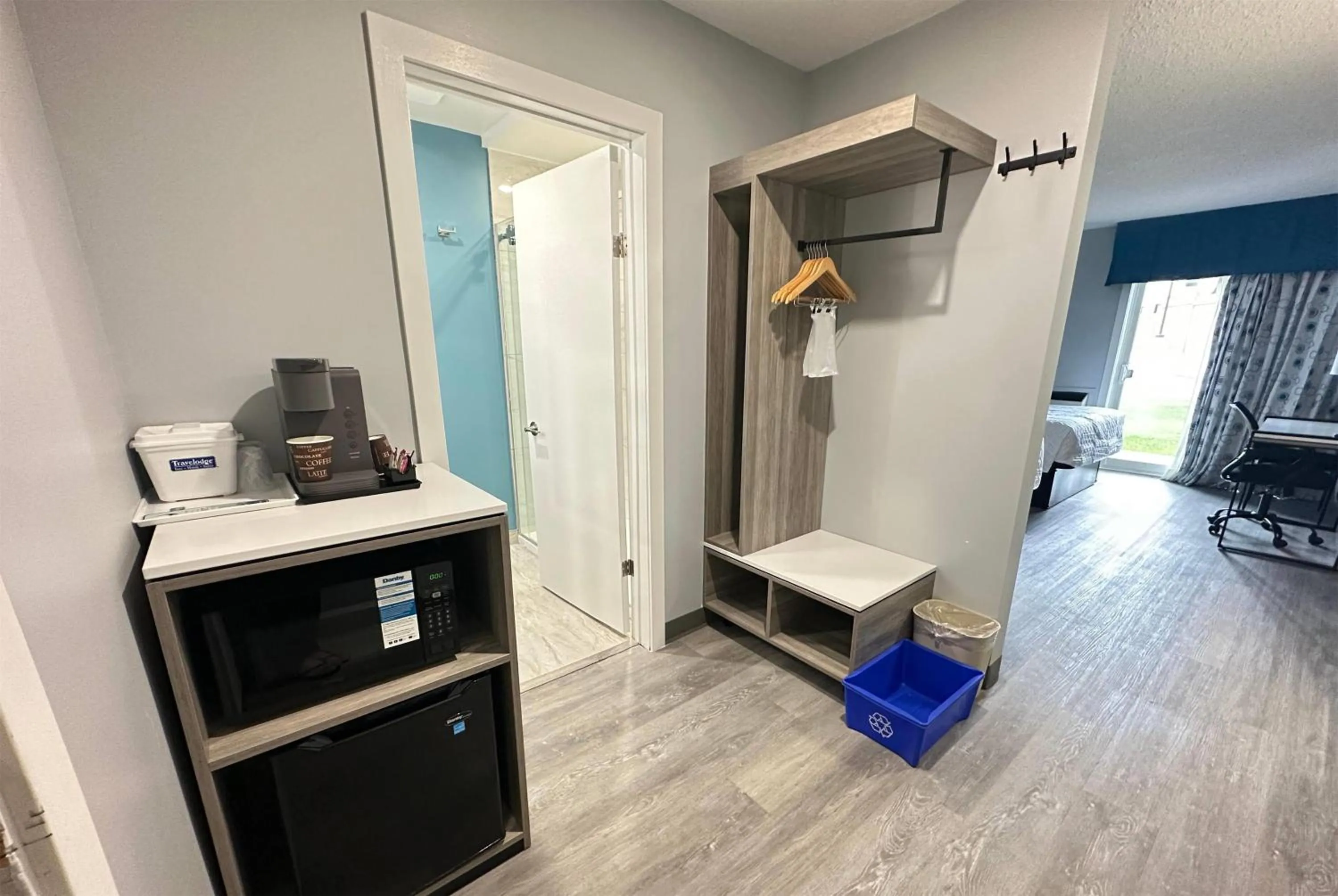 Photo of the whole room in Travelodge by Wyndham Bracebridge