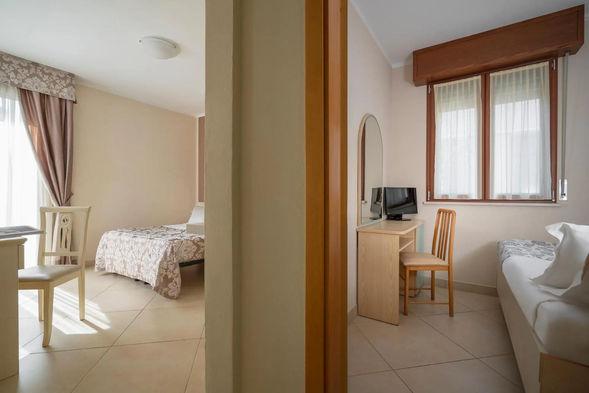 Bedroom, Bed in Albergo Ristorante Pozzi