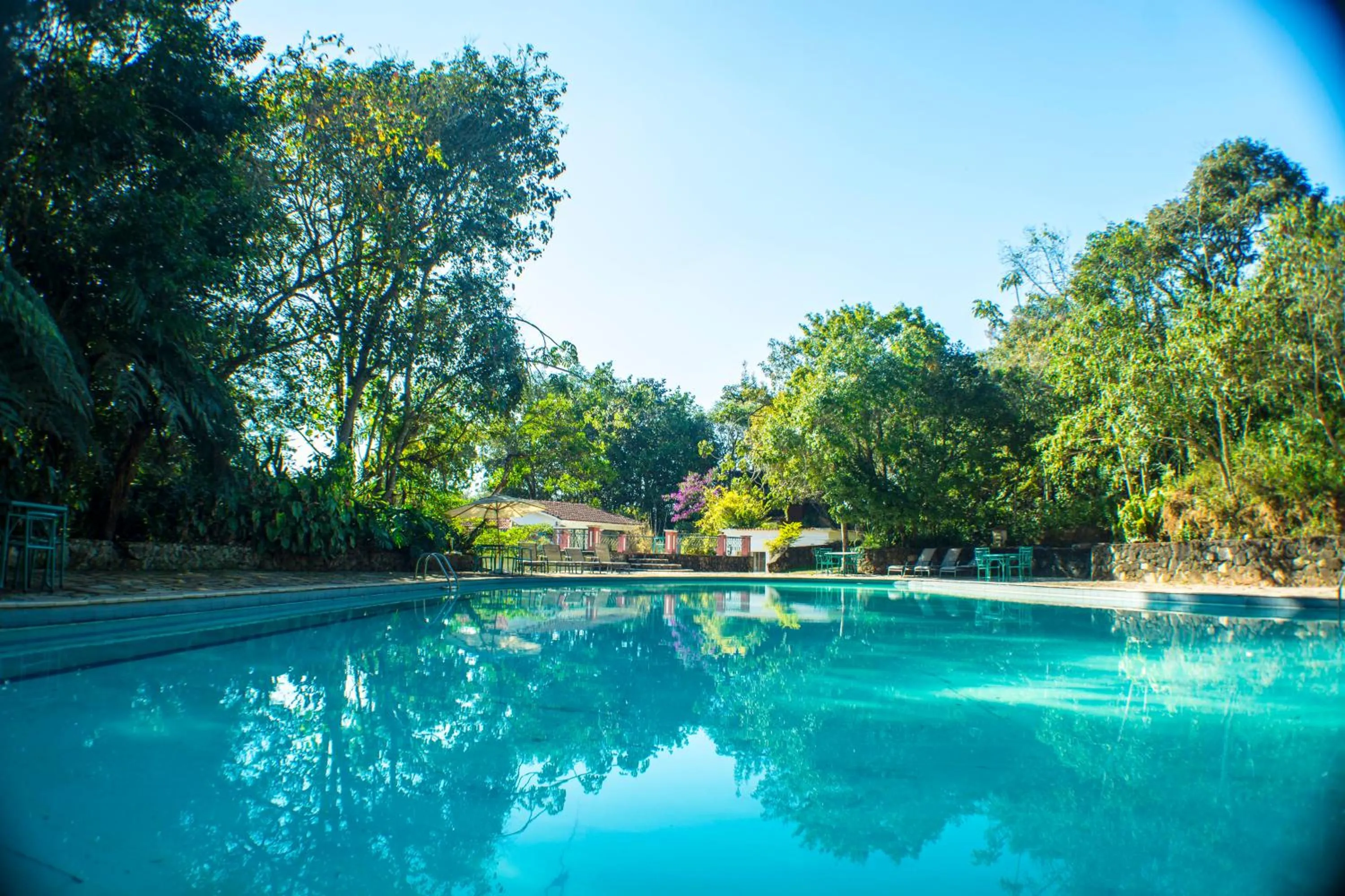 Swimming pool in Pousada Candonga da Serra