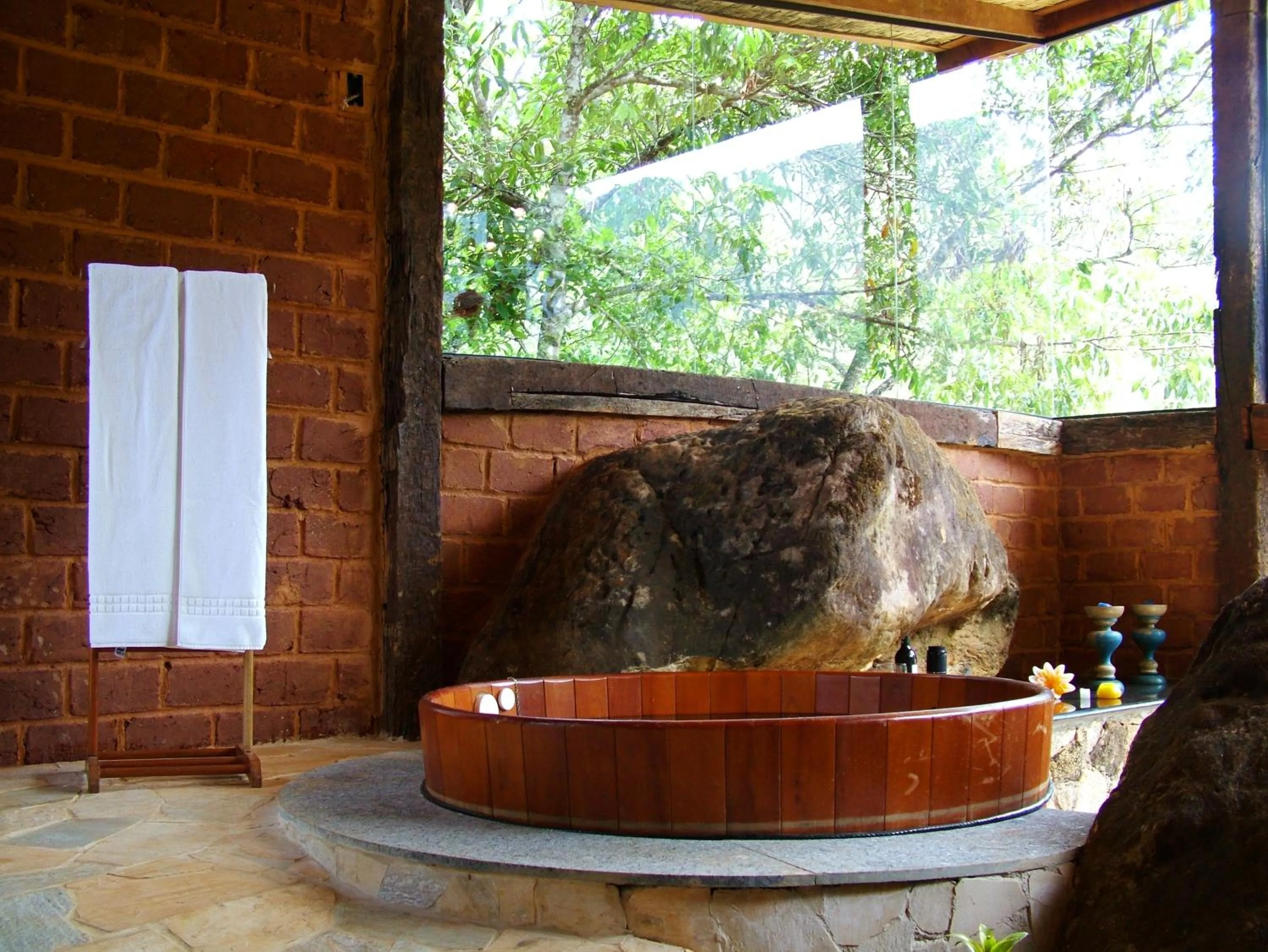 Day in Pousada Candonga da Serra