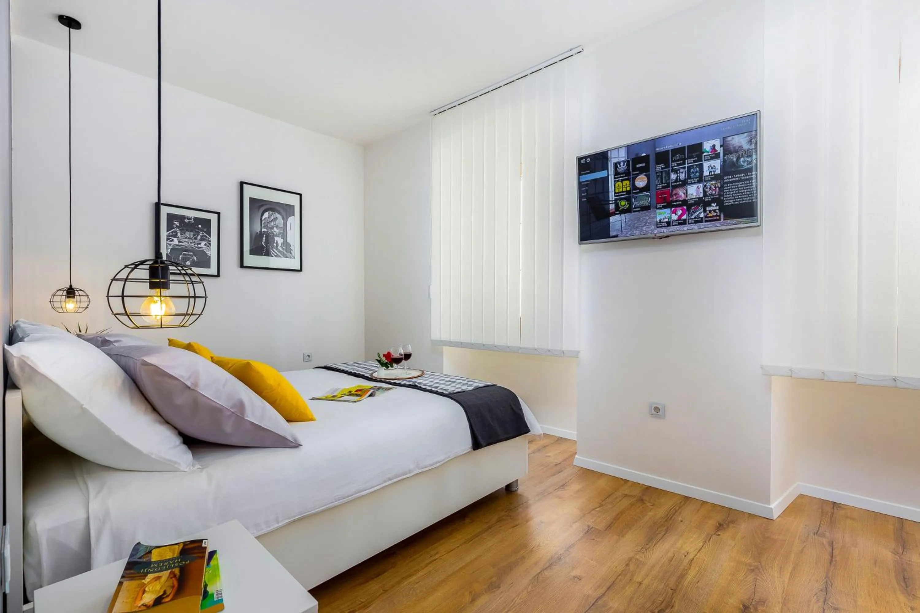 TV and multimedia, Bed in Rijeka Apartments TERRA I & II in the Old Town