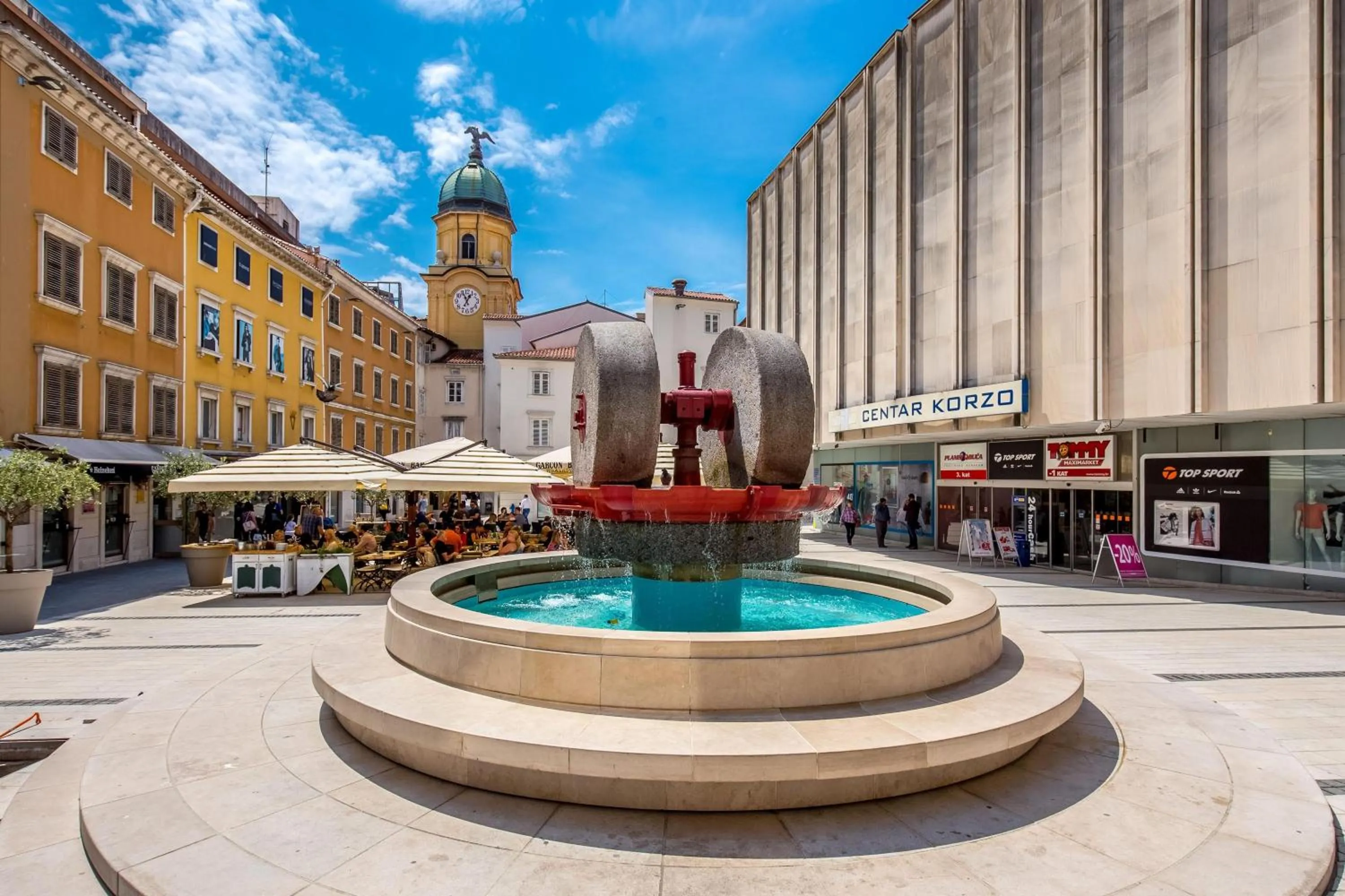 Restaurant/places to eat in Rijeka Apartments TERRA I & II in the Old Town