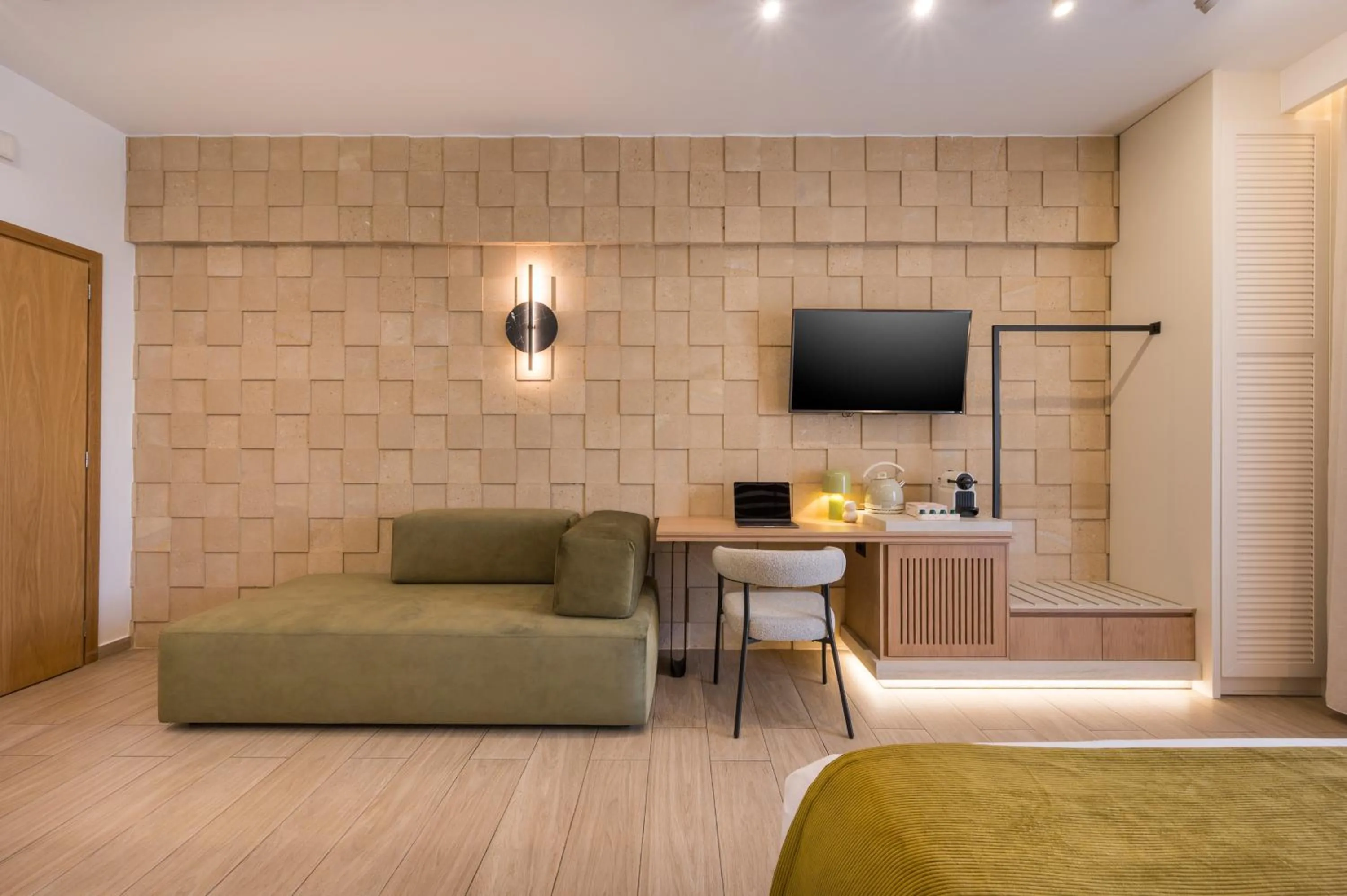 TV and multimedia in Agave Suites