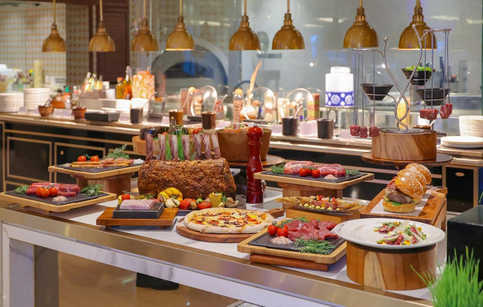 Restaurant/places to eat in InterContinental Hotels Jakarta Pondok Indah by IHG