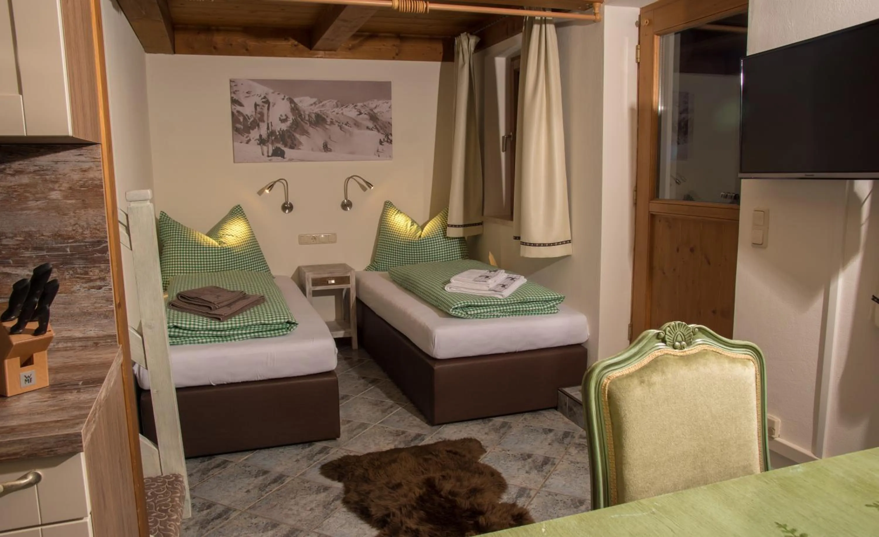 Bedroom in Landhaus Alpenjuwel