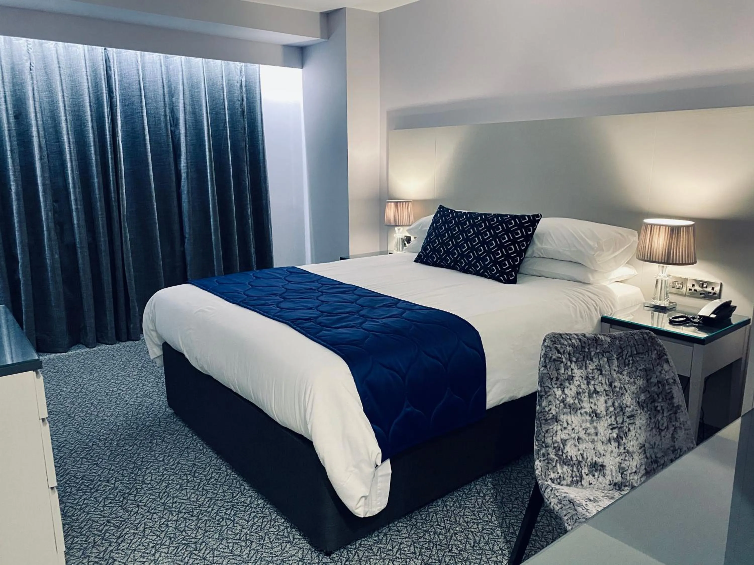 Bed in Dean Park Hotel