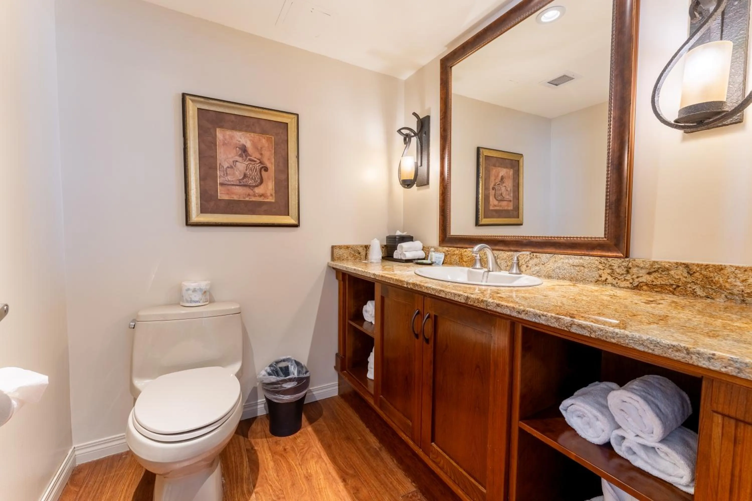 Living room in Red Deer Resort & Casino