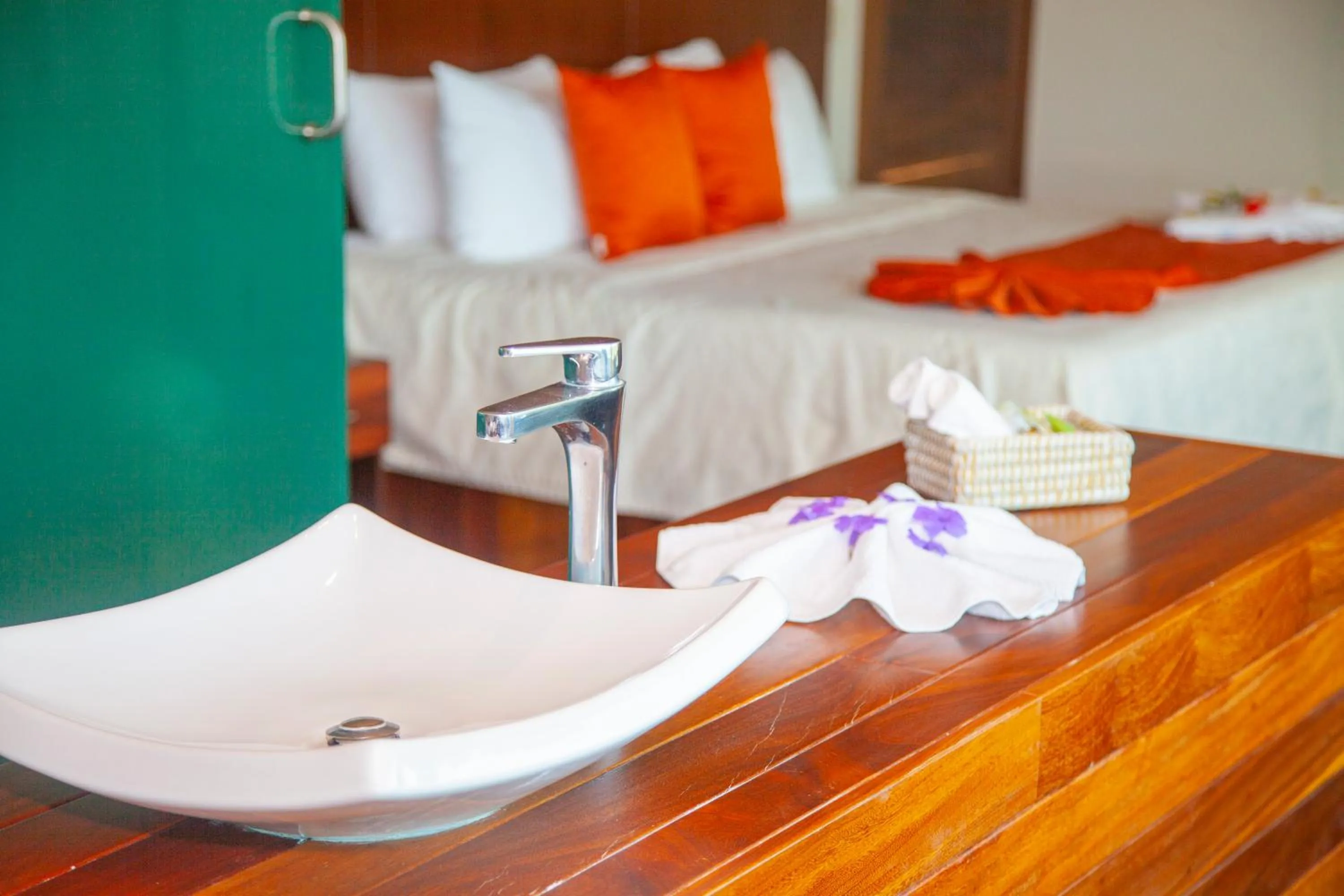 Bathroom, Bed in Princess Mayev