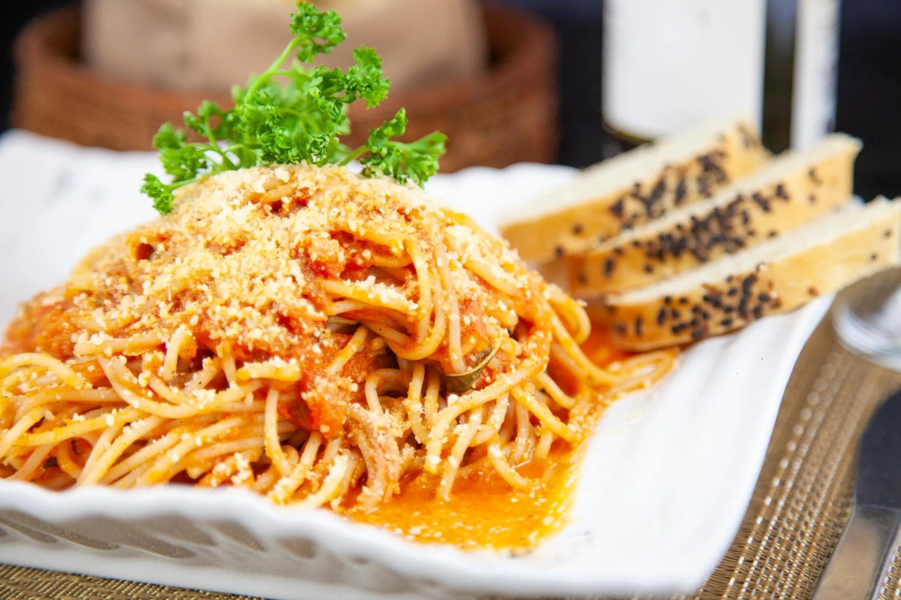 Restaurant/places to eat in Princess Mayev