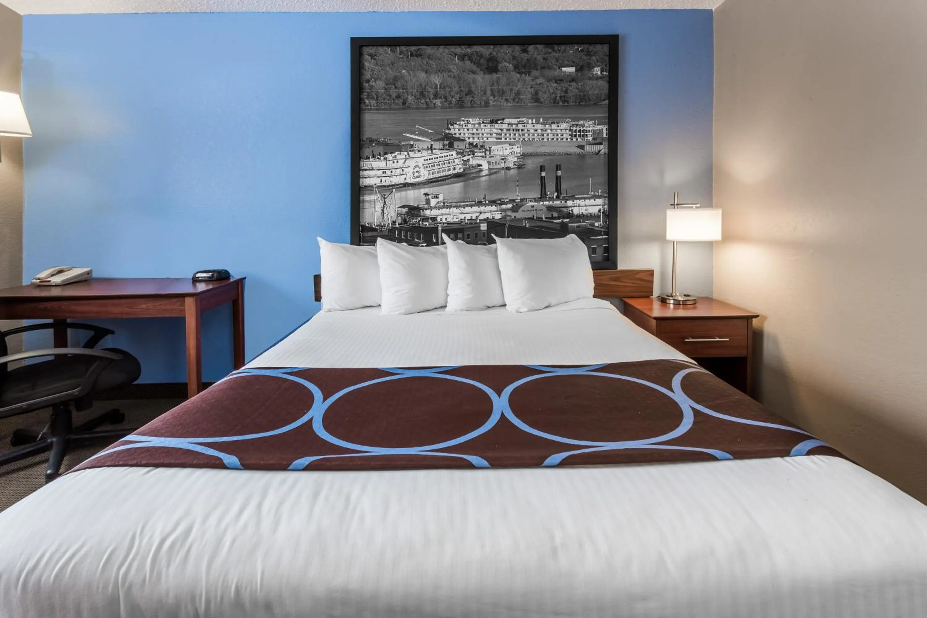Bed in Super 8 by Wyndham Dubuque