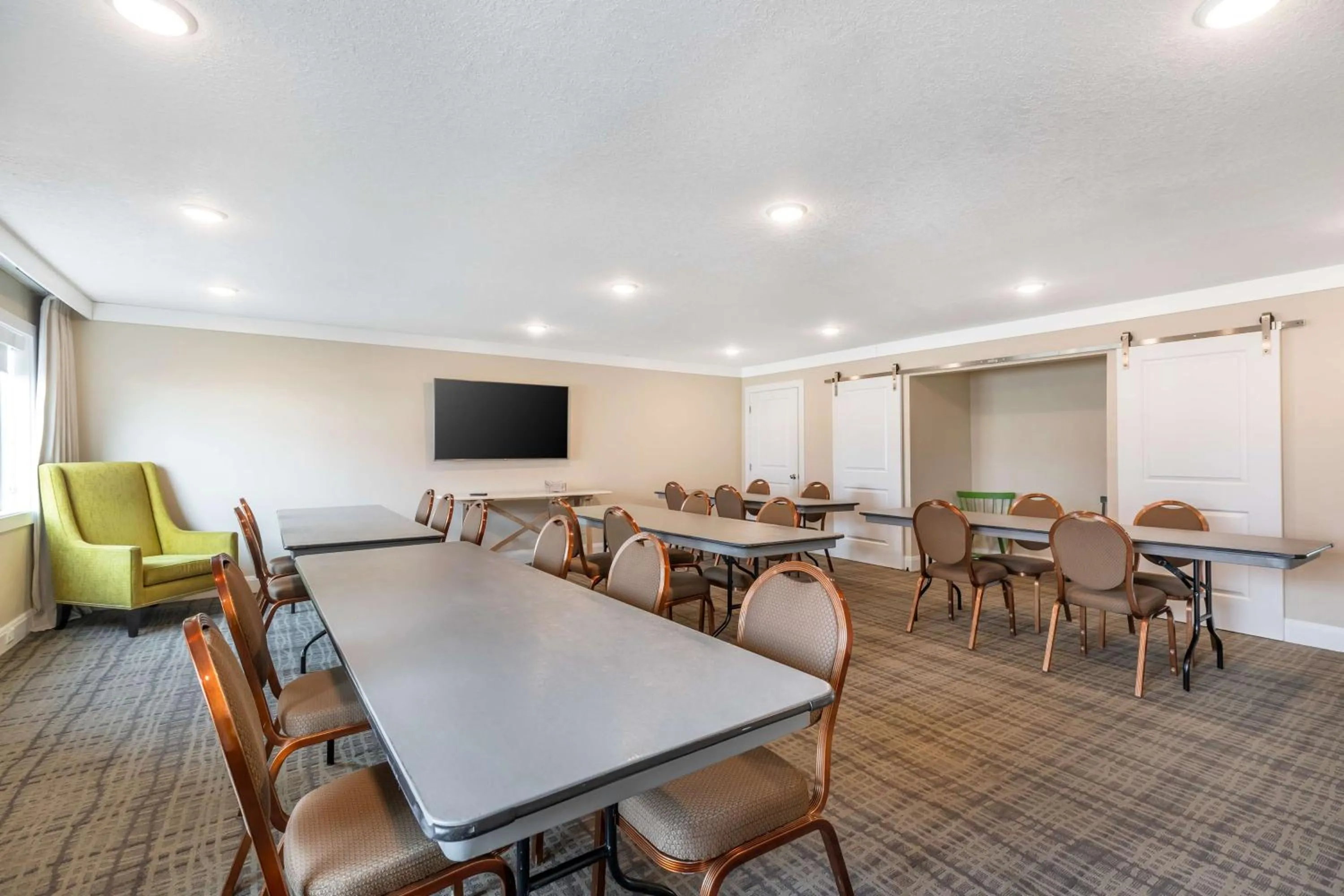 Meeting/conference room in Best Western Plus University Park Inn & Suites