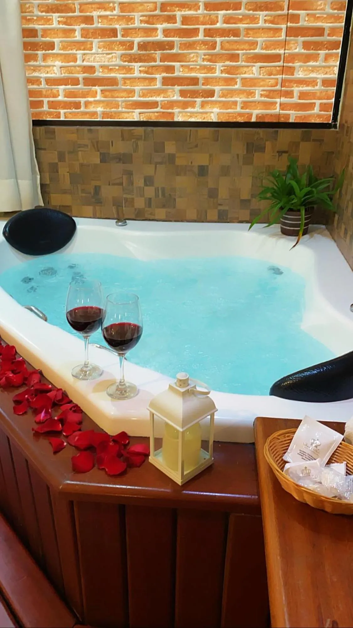 Hot Tub in Princesa Isabel Pousada e Hotel – Dom Pedro