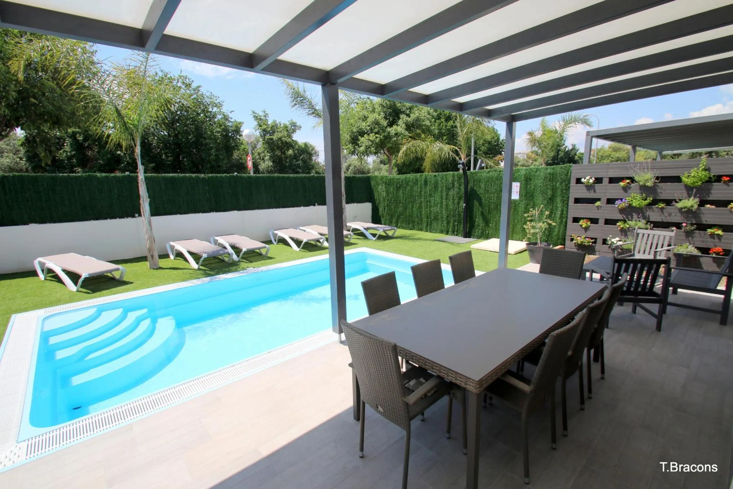 Villa Milos