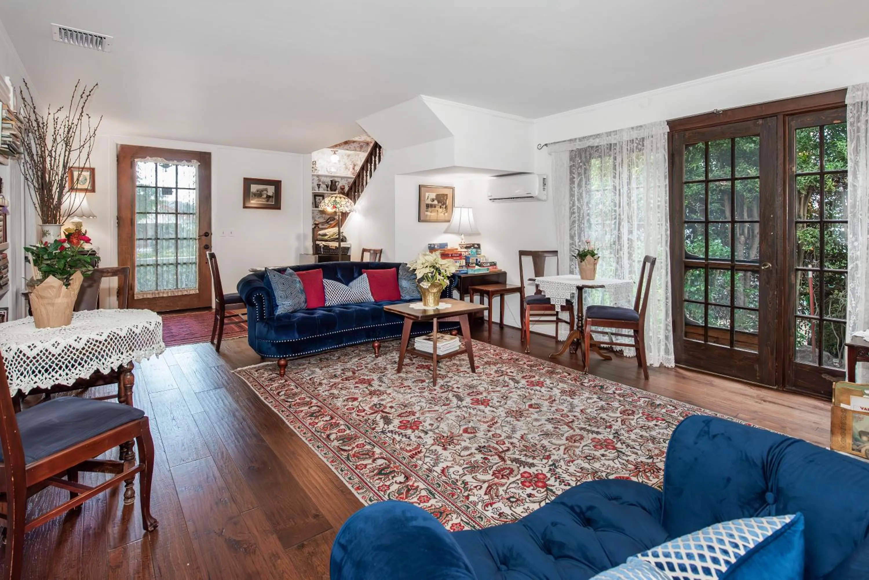 Living room in Bath Street Inn