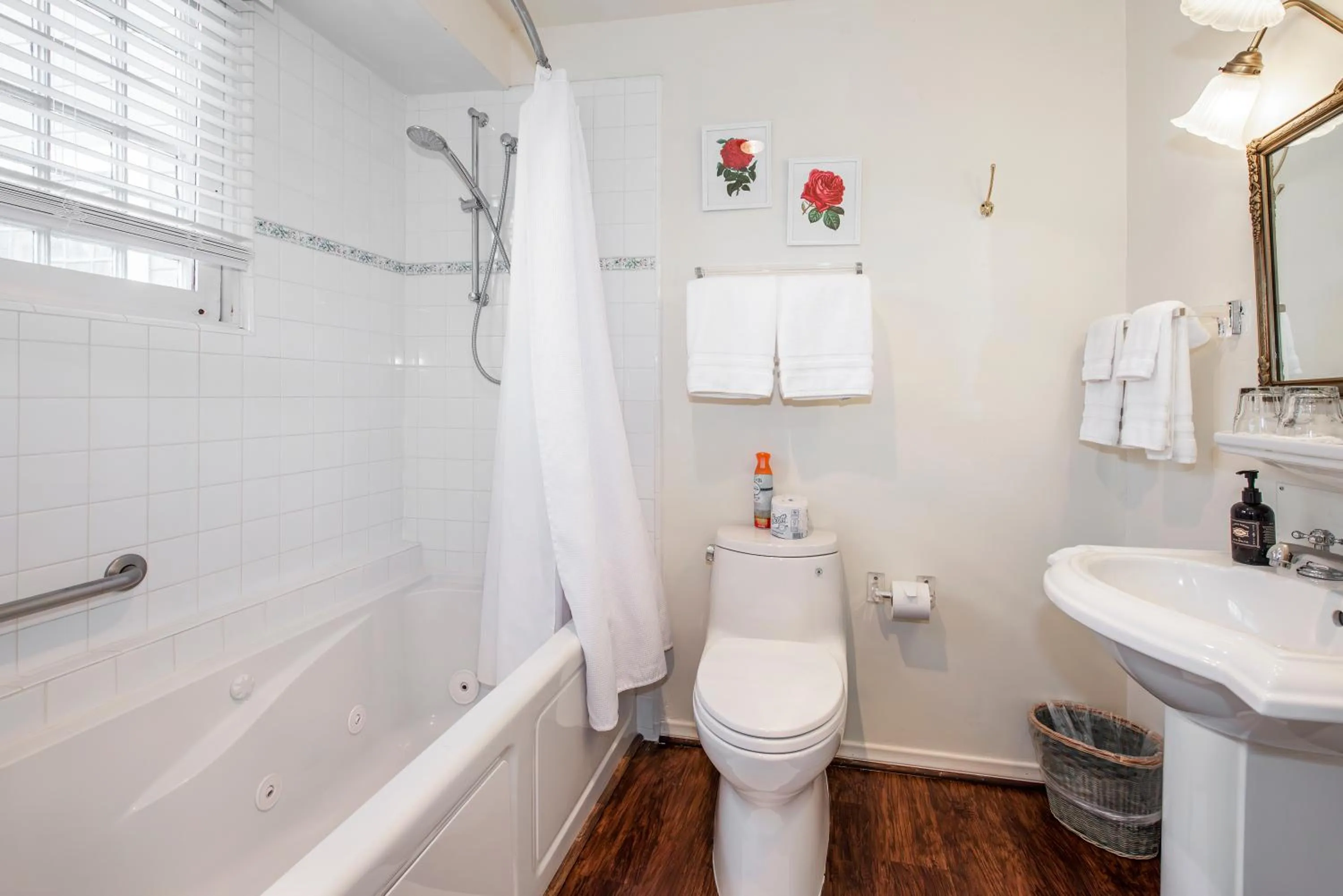 Bathroom in Bath Street Inn