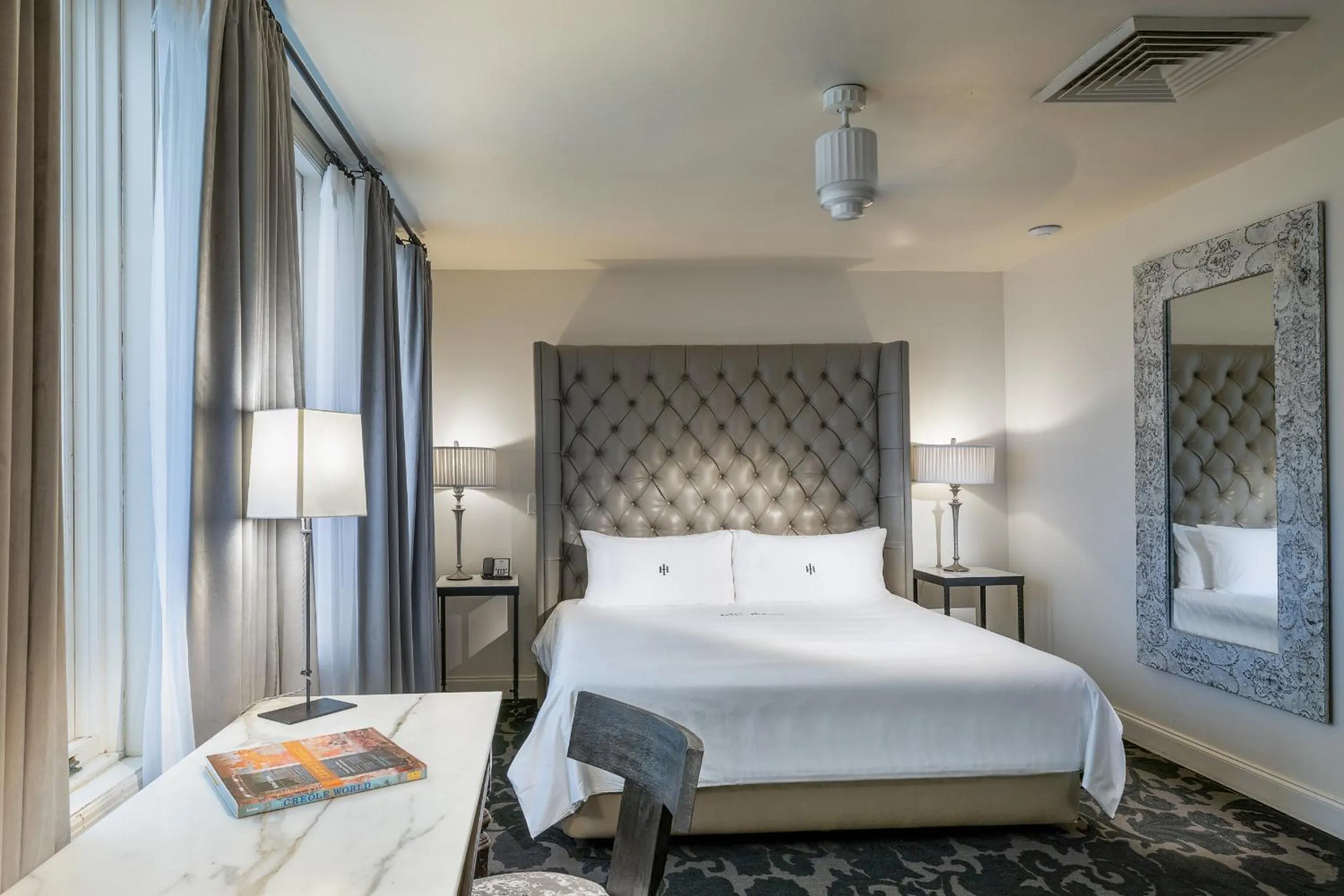 Bedroom, Bed in International House Hotel