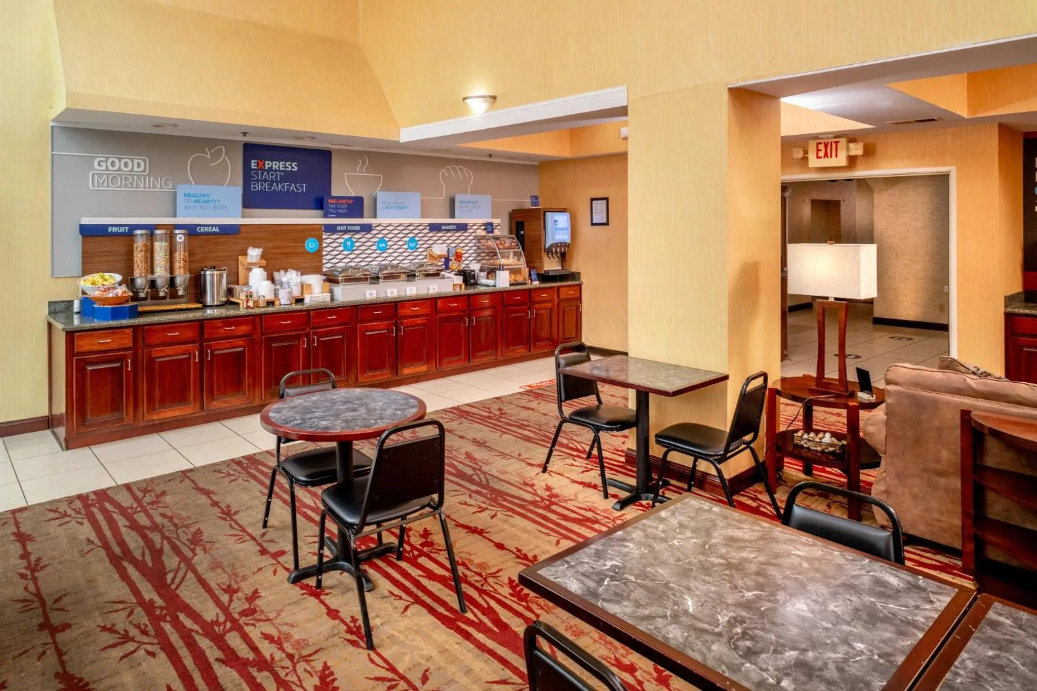 Breakfast in Holiday Inn Express and Suites Hazard by IHG