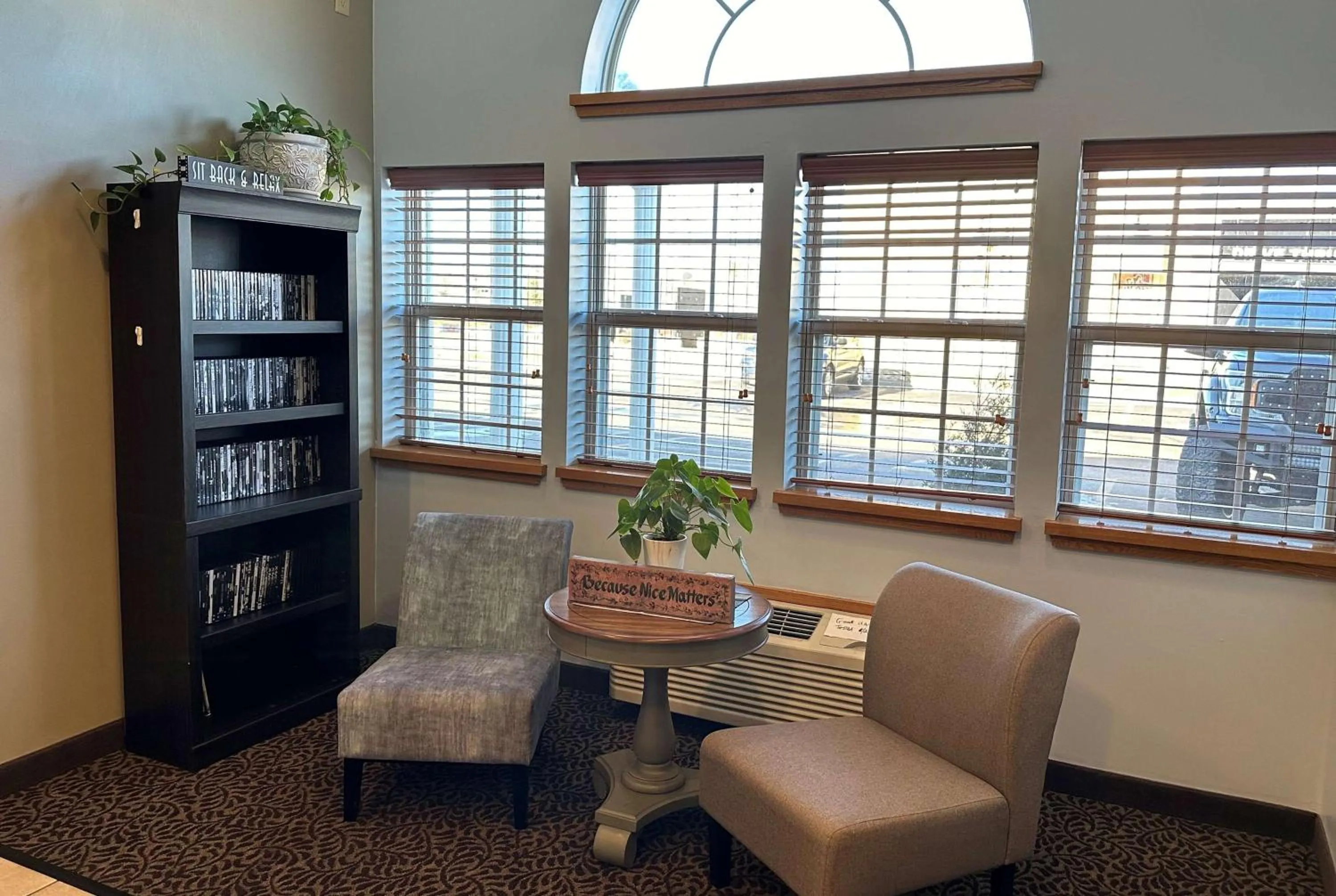 Lobby or reception in Microtel Inn & Suites Tomah